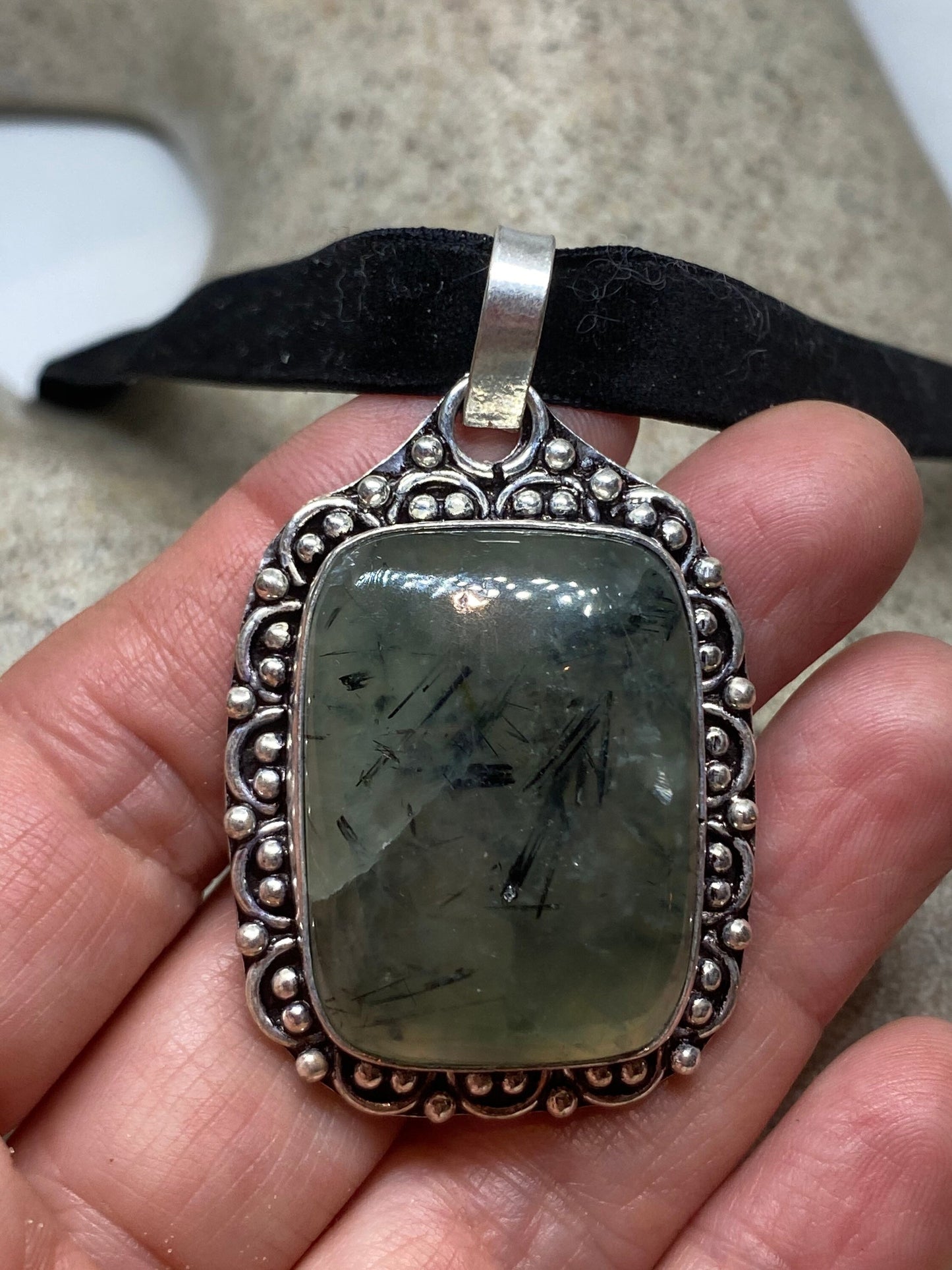 Vintage Green Nephrite Choker Silver Finish Pendant Necklace