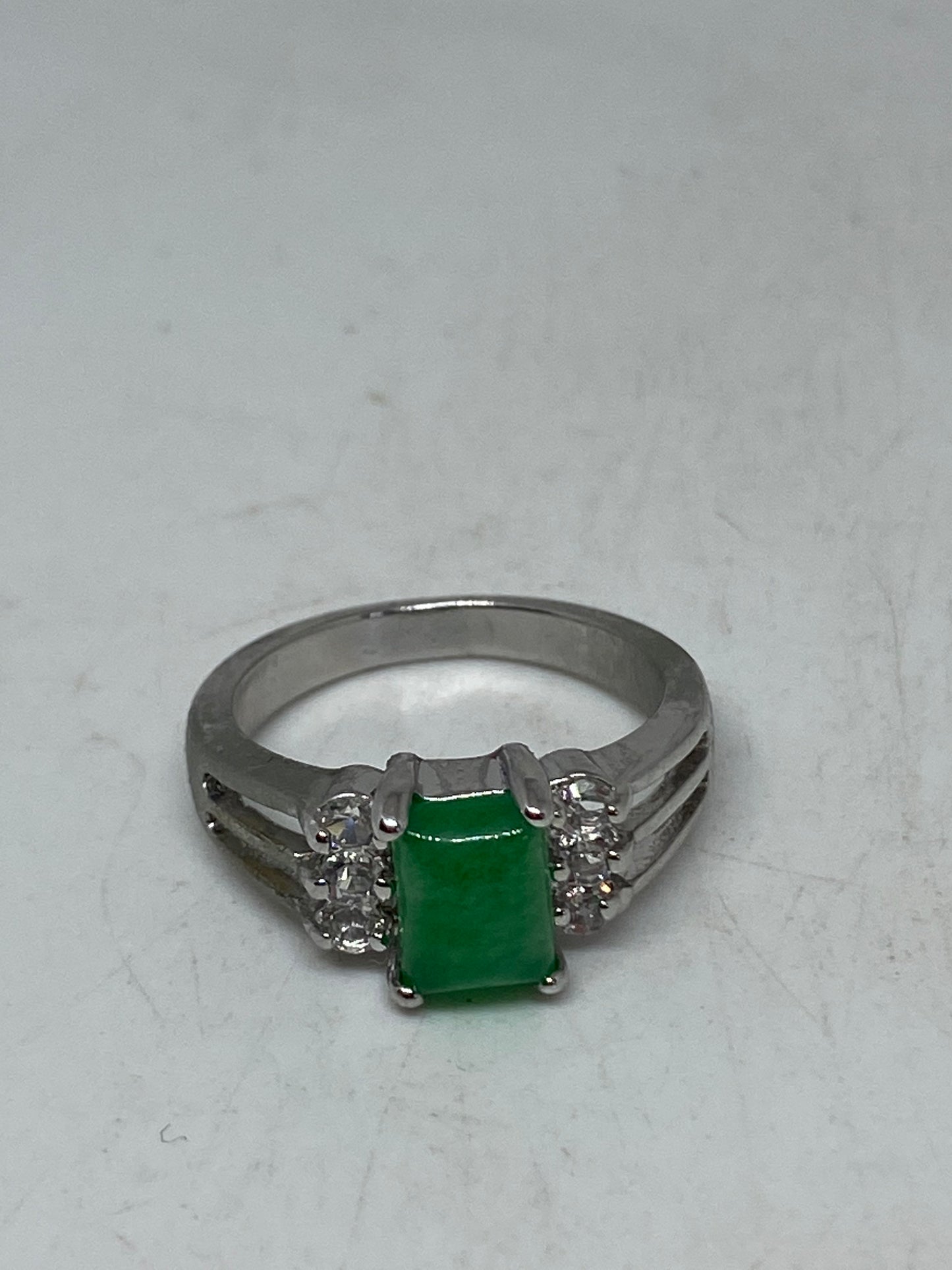Vintage Lucky Green Nephrite Jade Ring