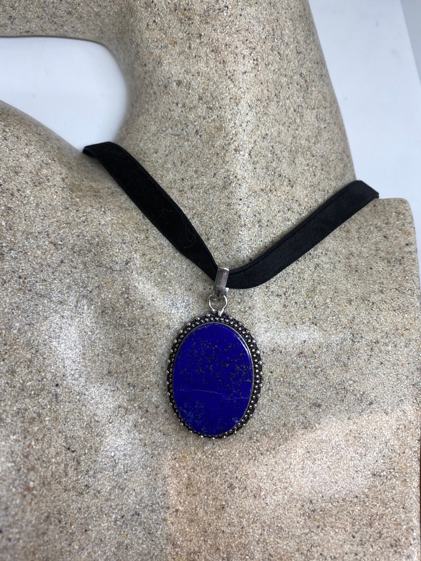 Vintage Tibetan Lapis Choker Necklace.