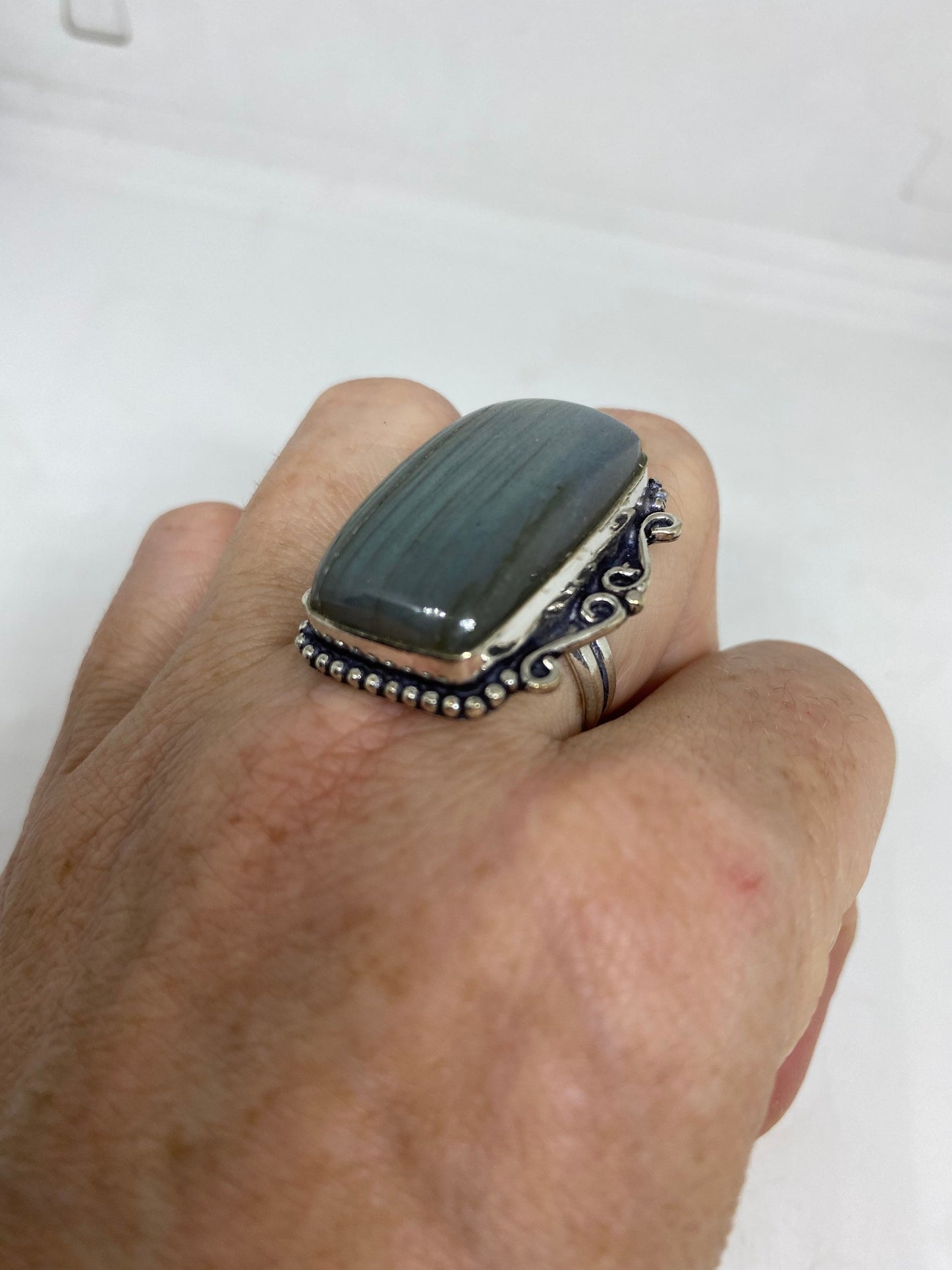 Vintage Large Blue Green Labradorite Stone Silver Ring