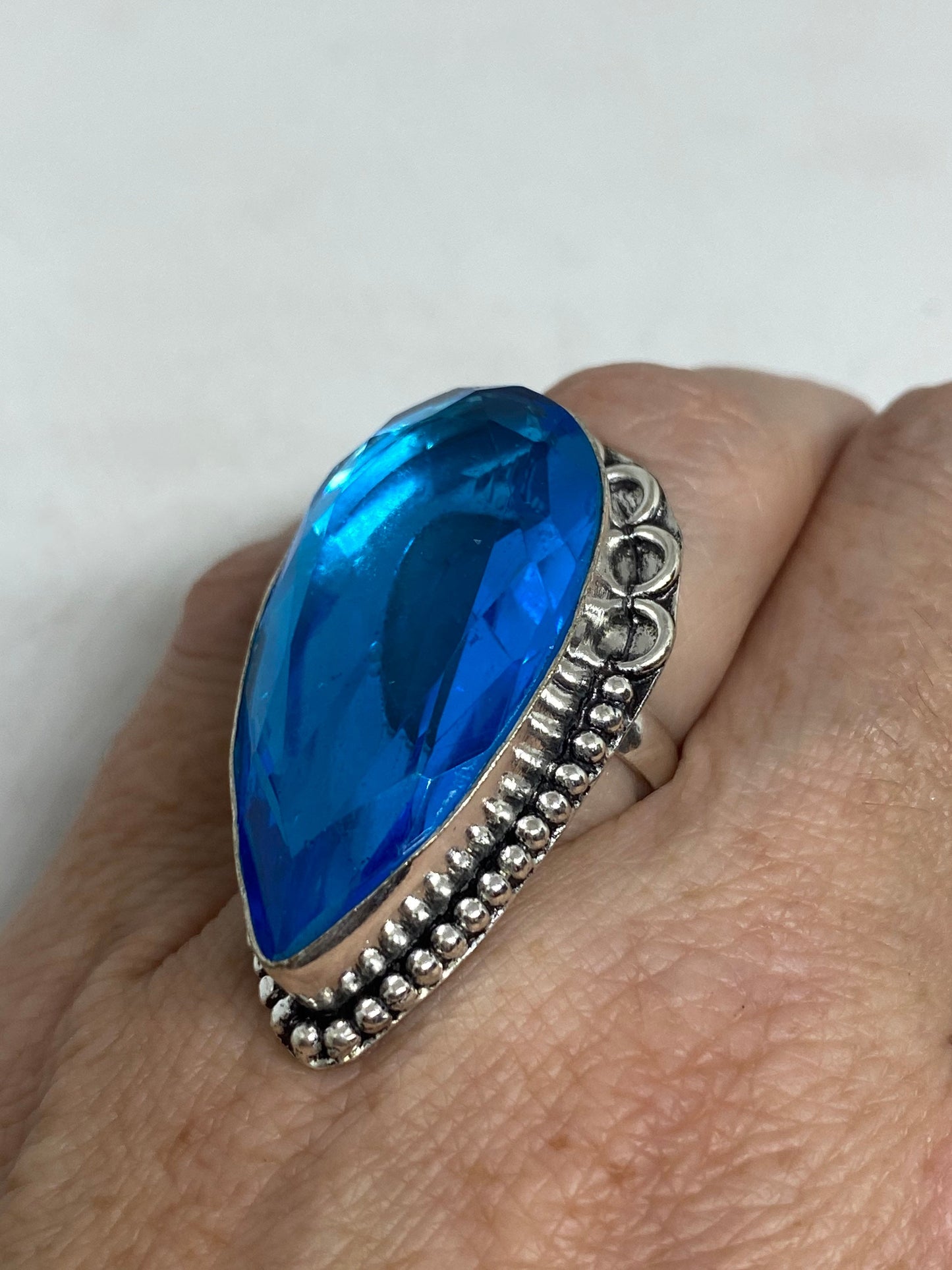 Vintage Aqua Vintage Art Glass Cocktail Ring Size 6