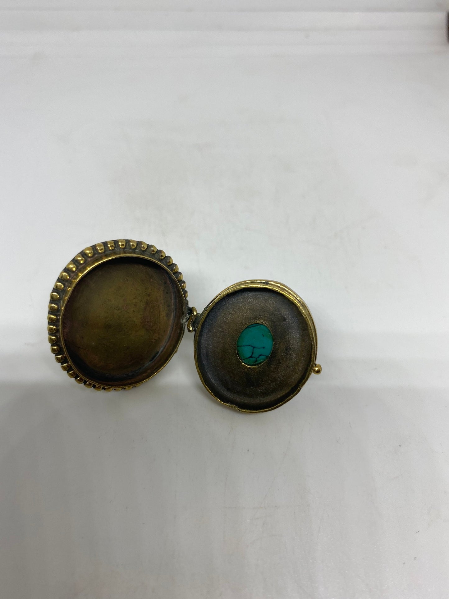Large Stone Brass Knuckle poison pillbox Adjustable Ring