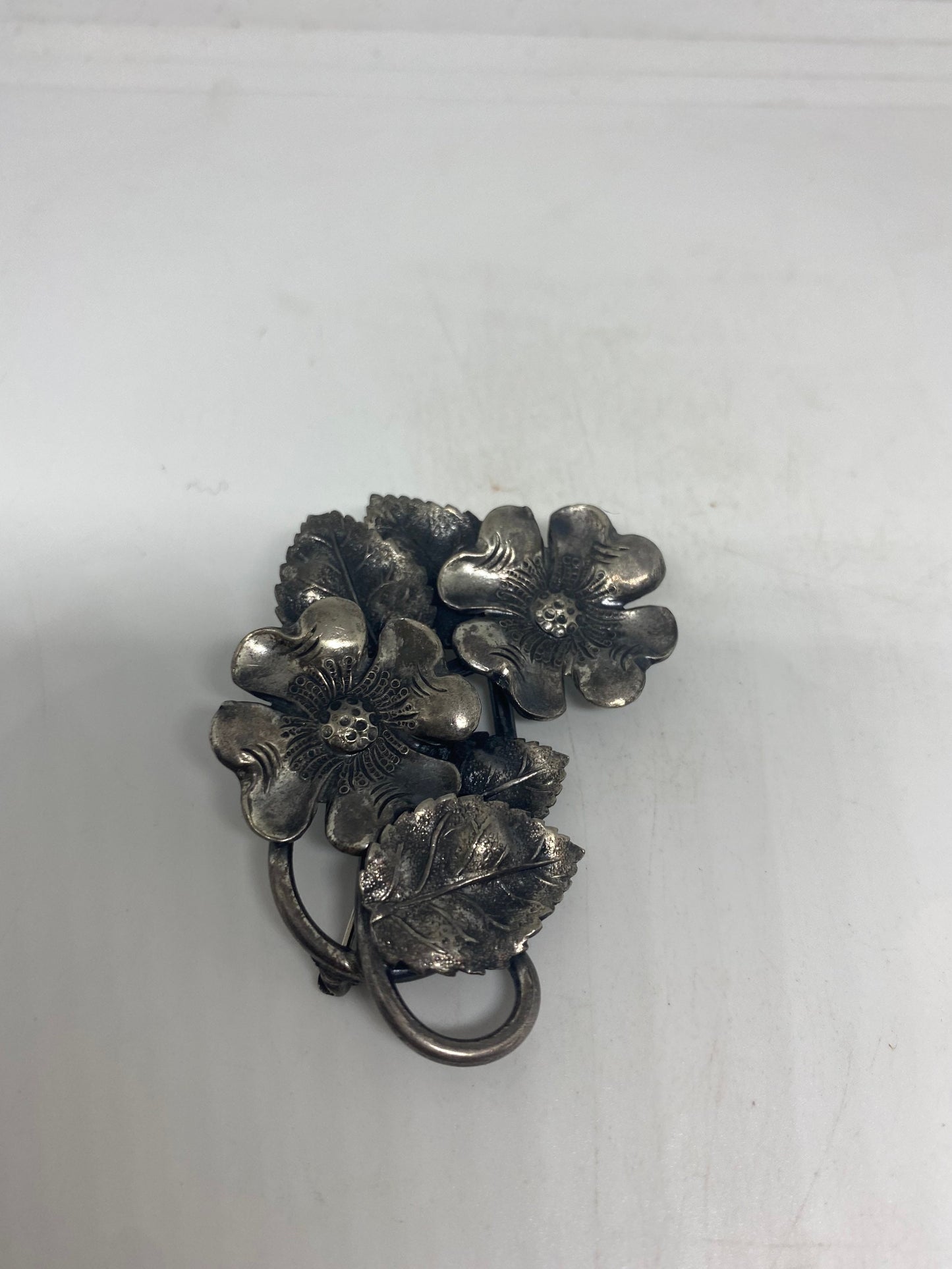 Vintage Hand Made Deco Flower 925 Sterling Silver Small Brooch Pin About an Inch