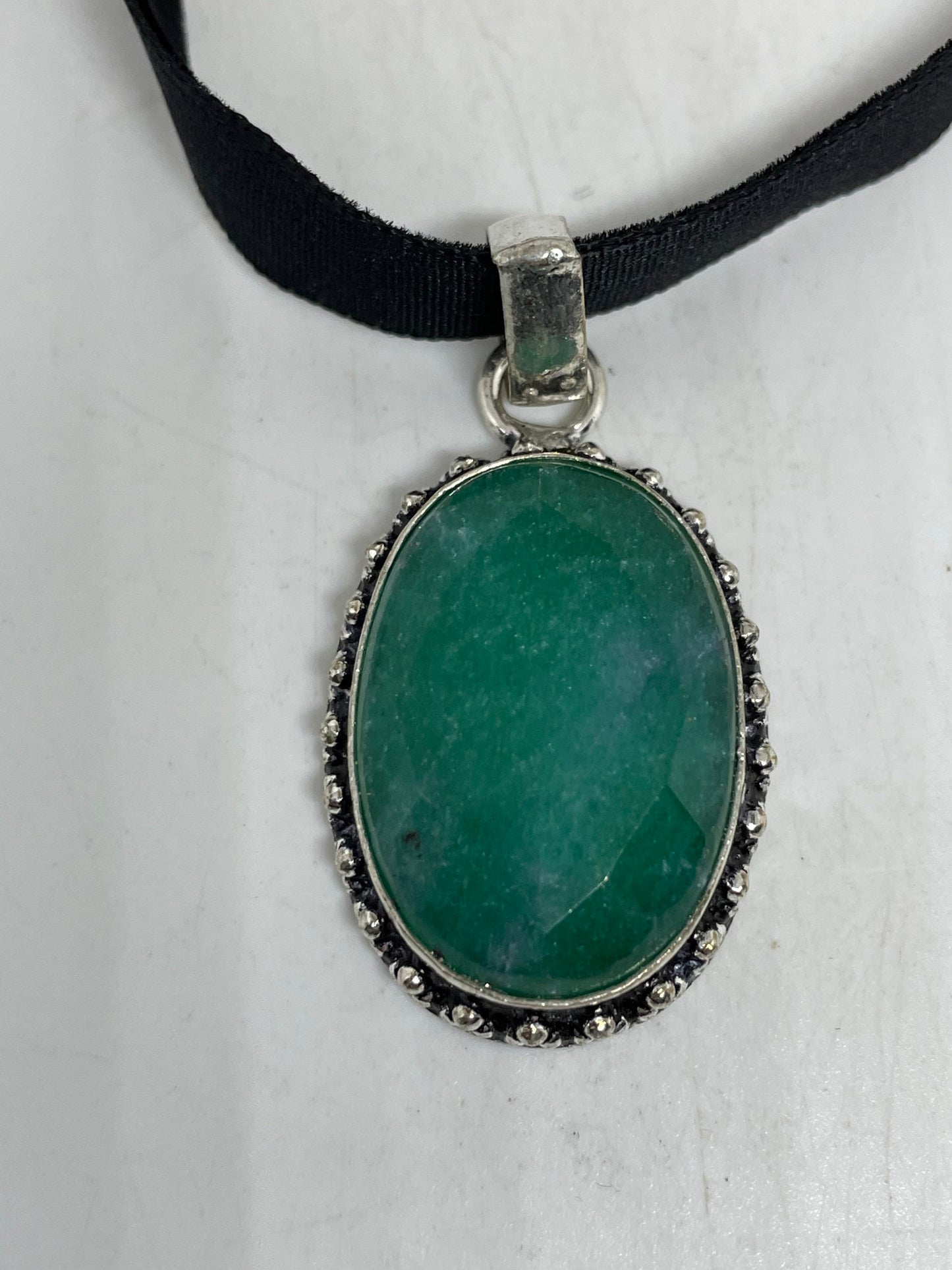 Handmade Vintage Green Chrysoprase Crystal Choker Pendant