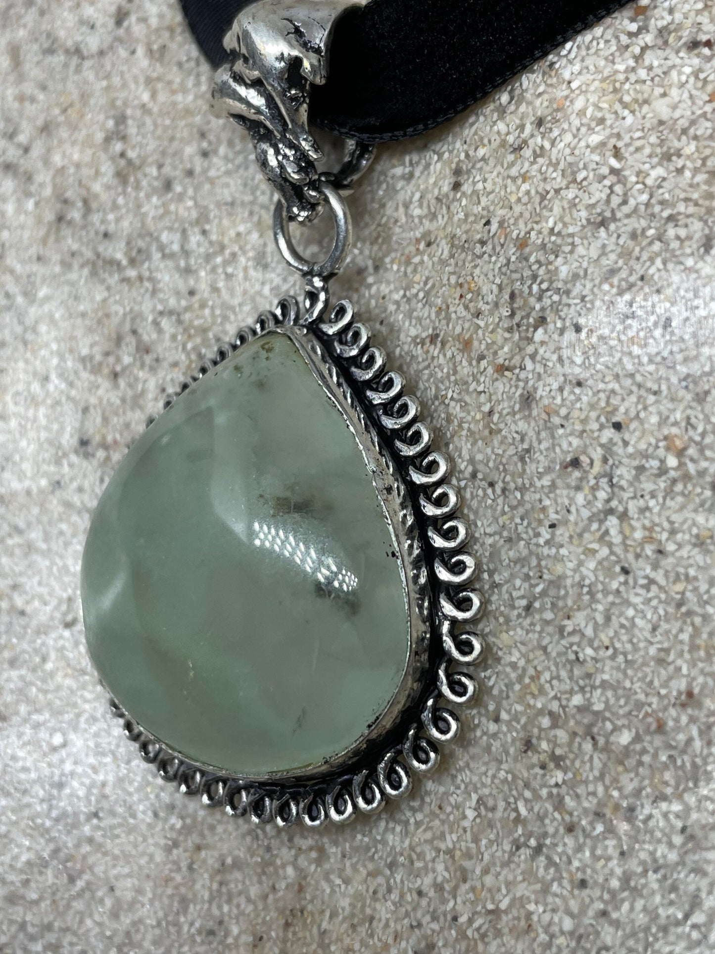 Handmade Vintage Green Aventurine Crystal Choker Pendant
