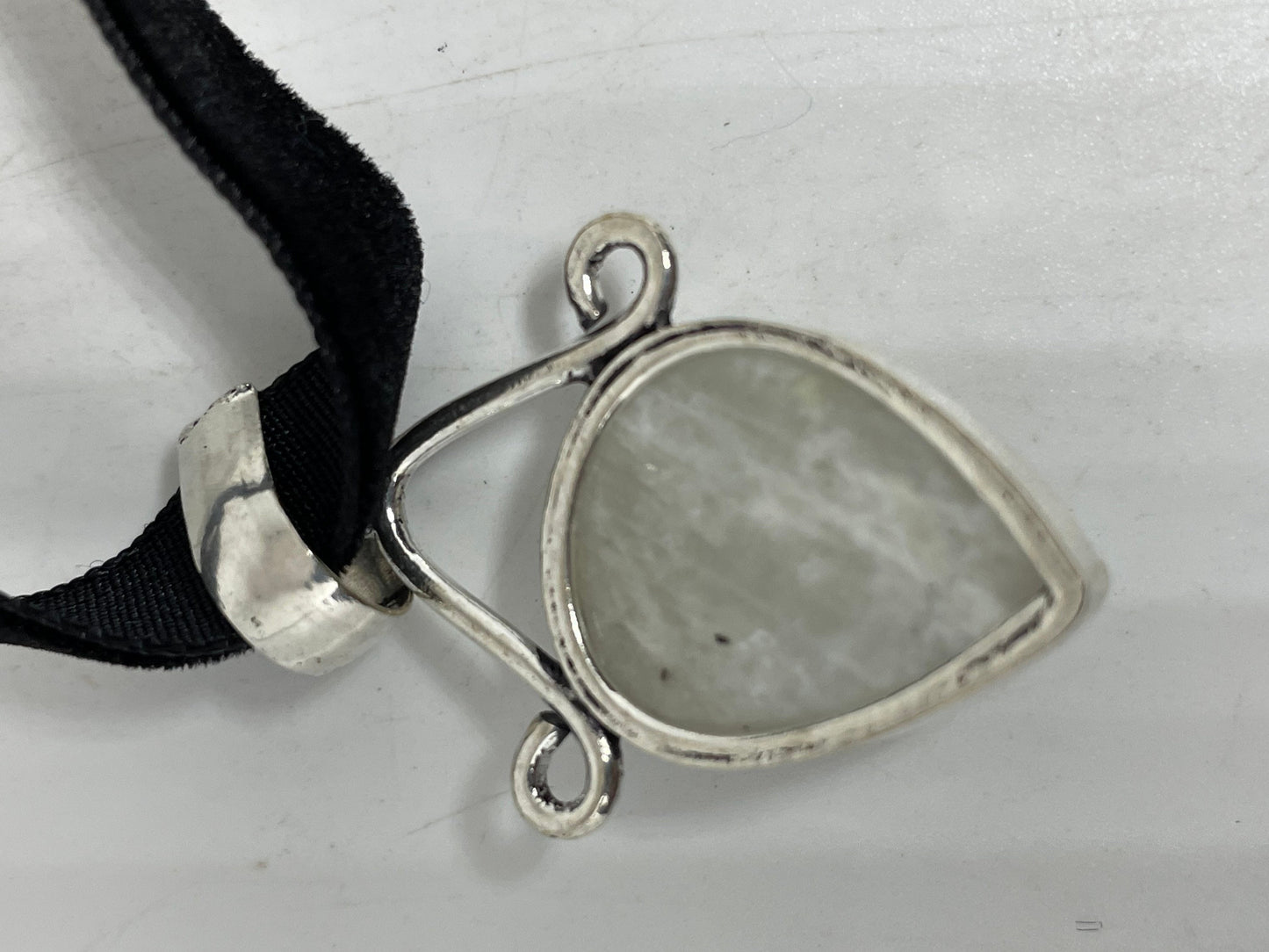 Vintage Rainbow Moonstone Choker Pendant Necklace