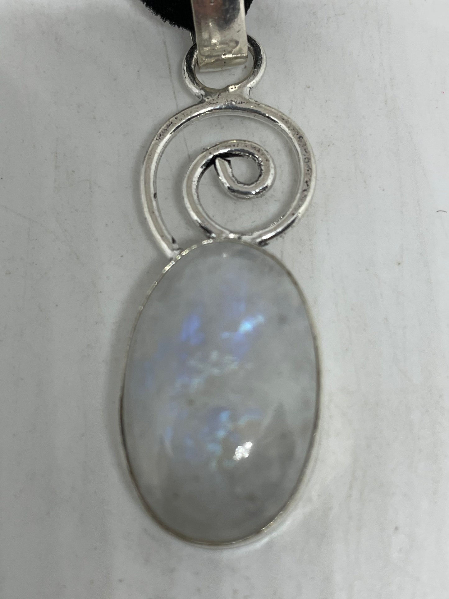 Vintage Rainbow Moonstone Choker Pendant Necklace