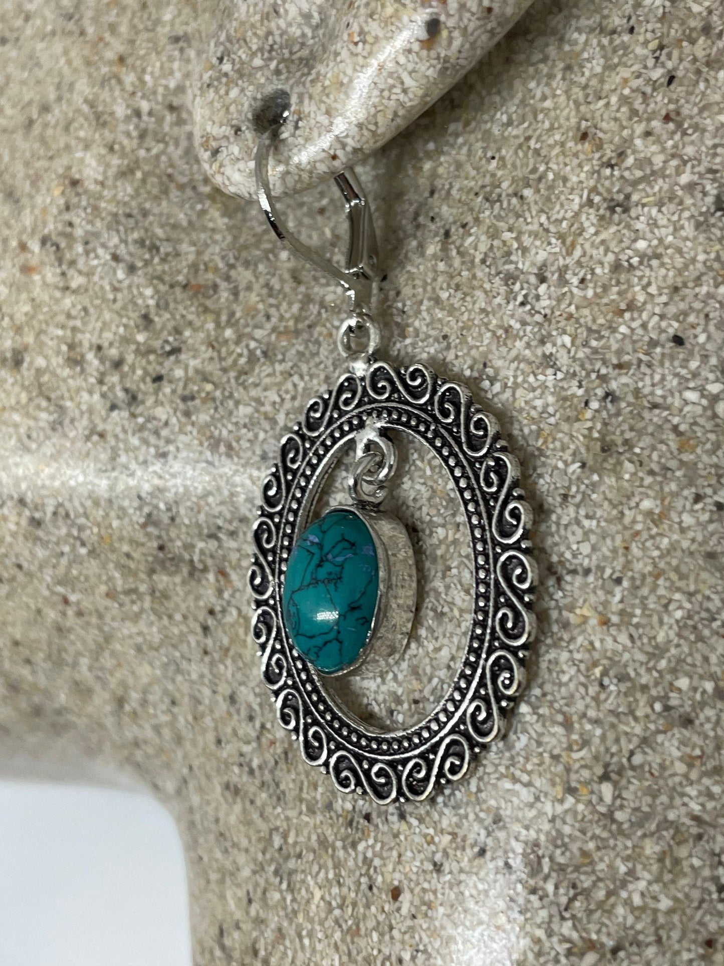 Vintage Sterling Silver Blue Turquoise Howlite Earrings