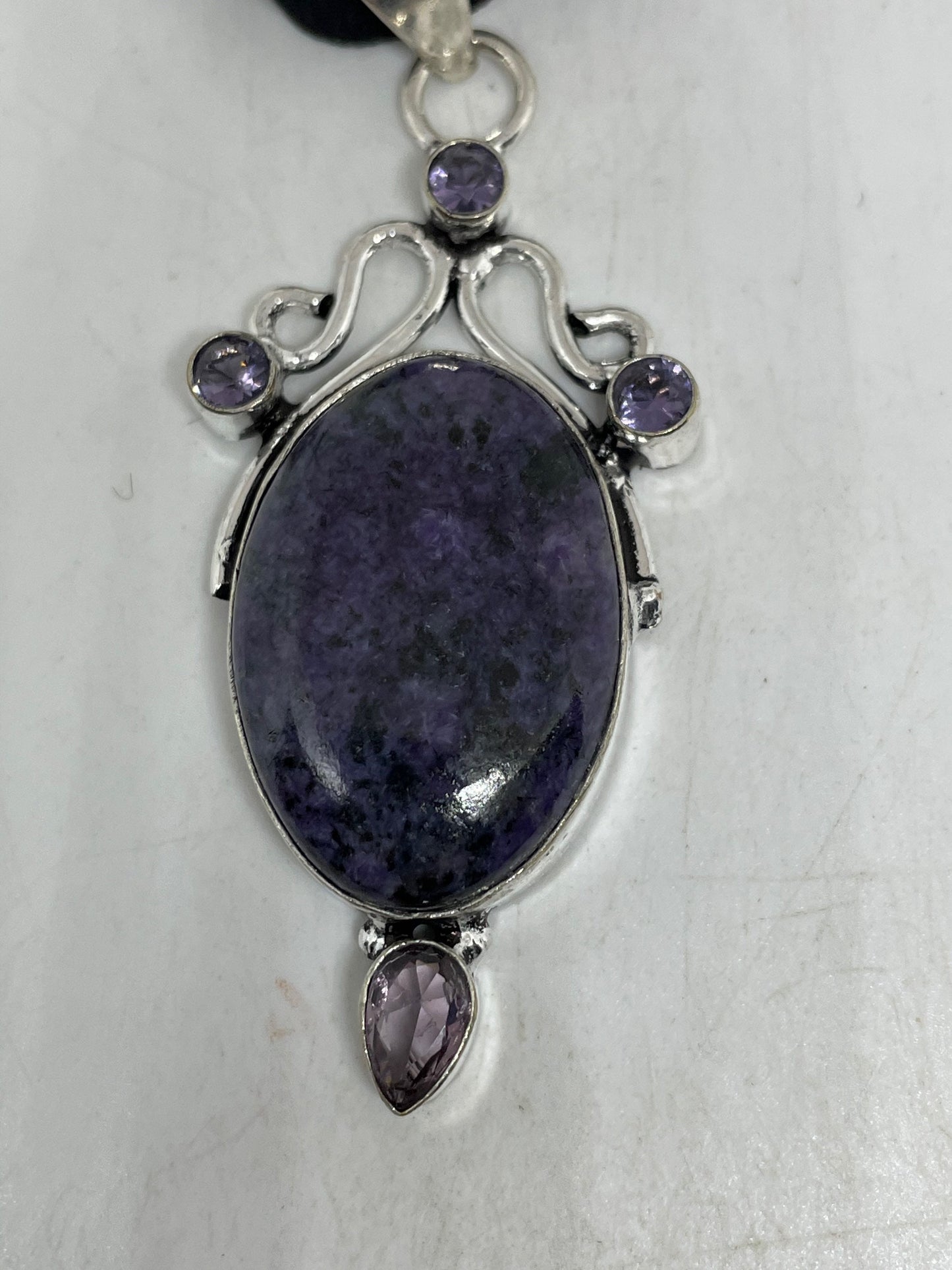 Cabochon Cut Droplet Deep Purple Genuine Amethyst soujalite Necklace