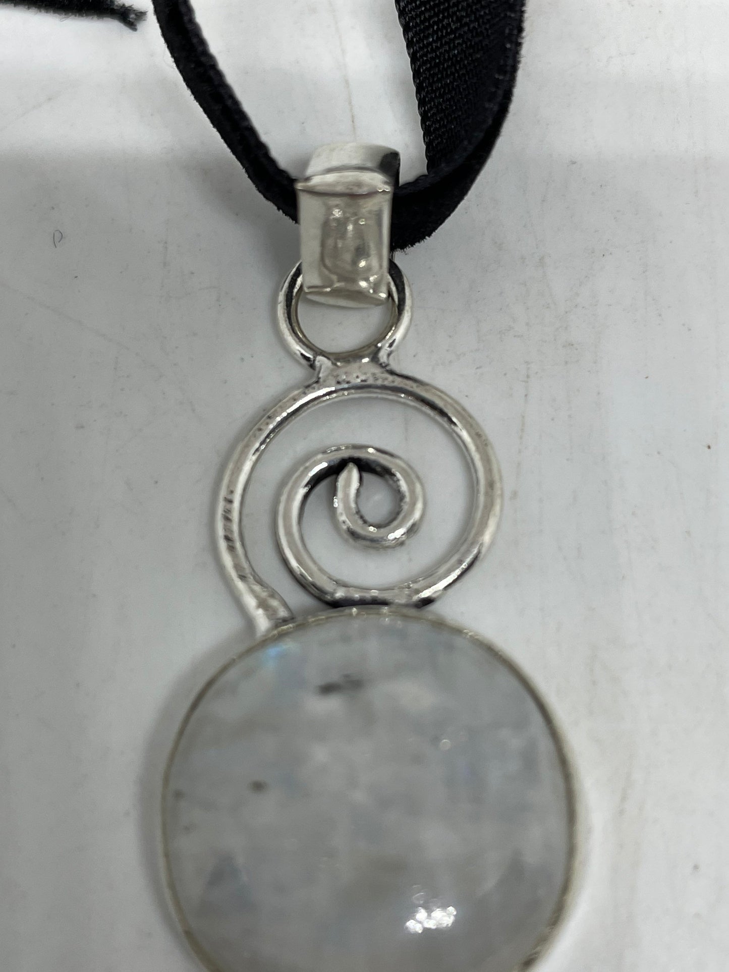 Vintage Rainbow Moonstone Choker Pendant Necklace