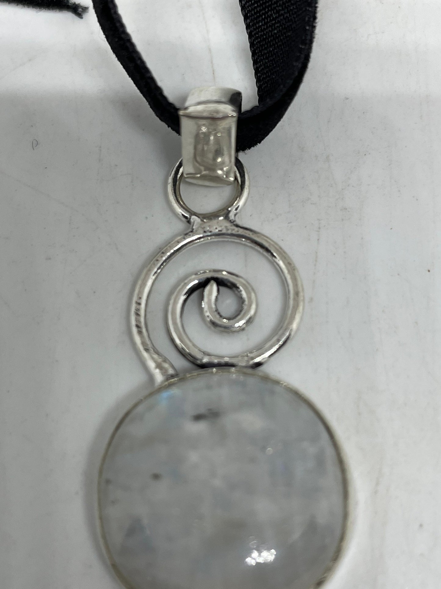 Vintage Rainbow Moonstone Choker Pendant Necklace