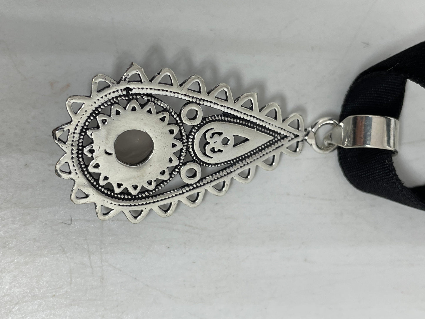 Vintage Handmade Silver Finish Rose Quartz Choker Pendant