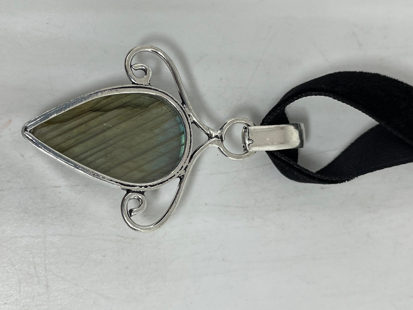 Vintage Rainbow Labradorite Choker Pendant Necklace