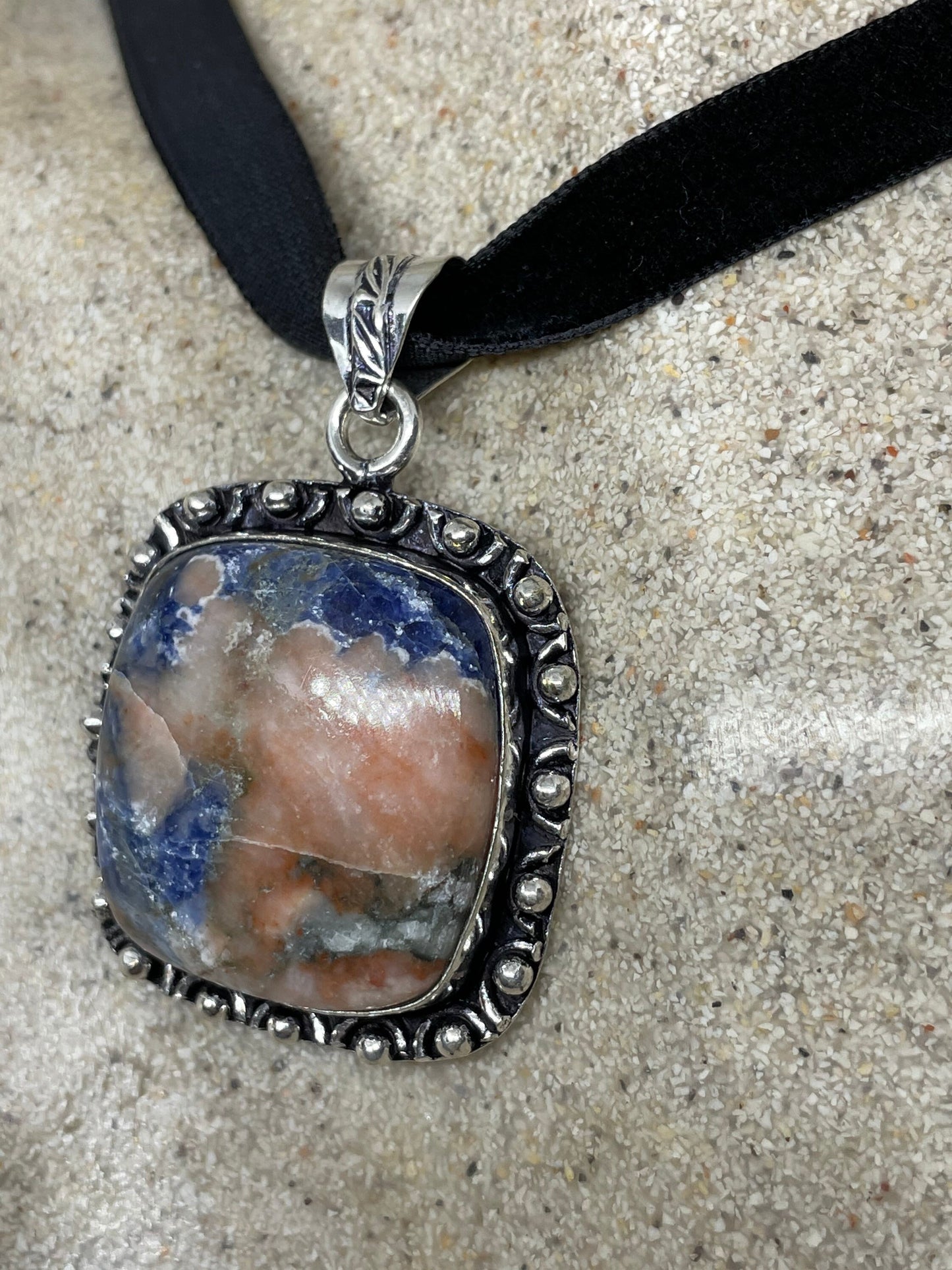 Vintage Hand Made Tibetan Lapis Necklace.