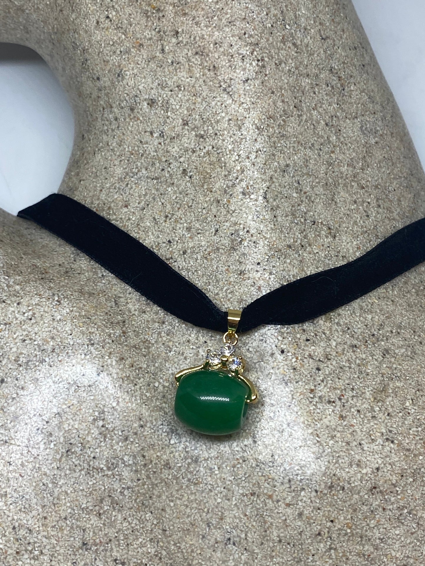 Vintage Green Jade Choker Golden Finish Necklace Pendant