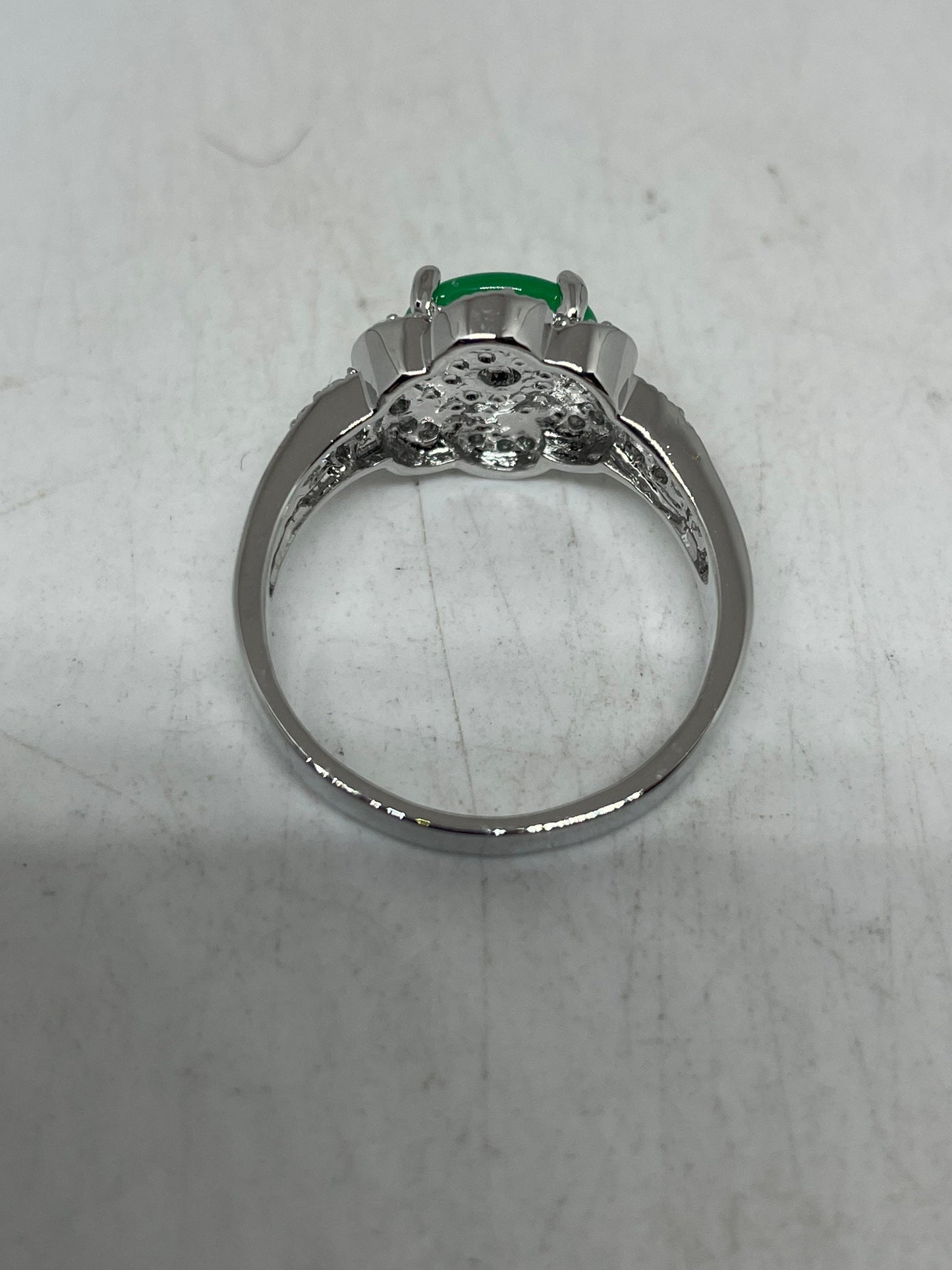 Vintage Lucky Green Nephrite Jade Ring