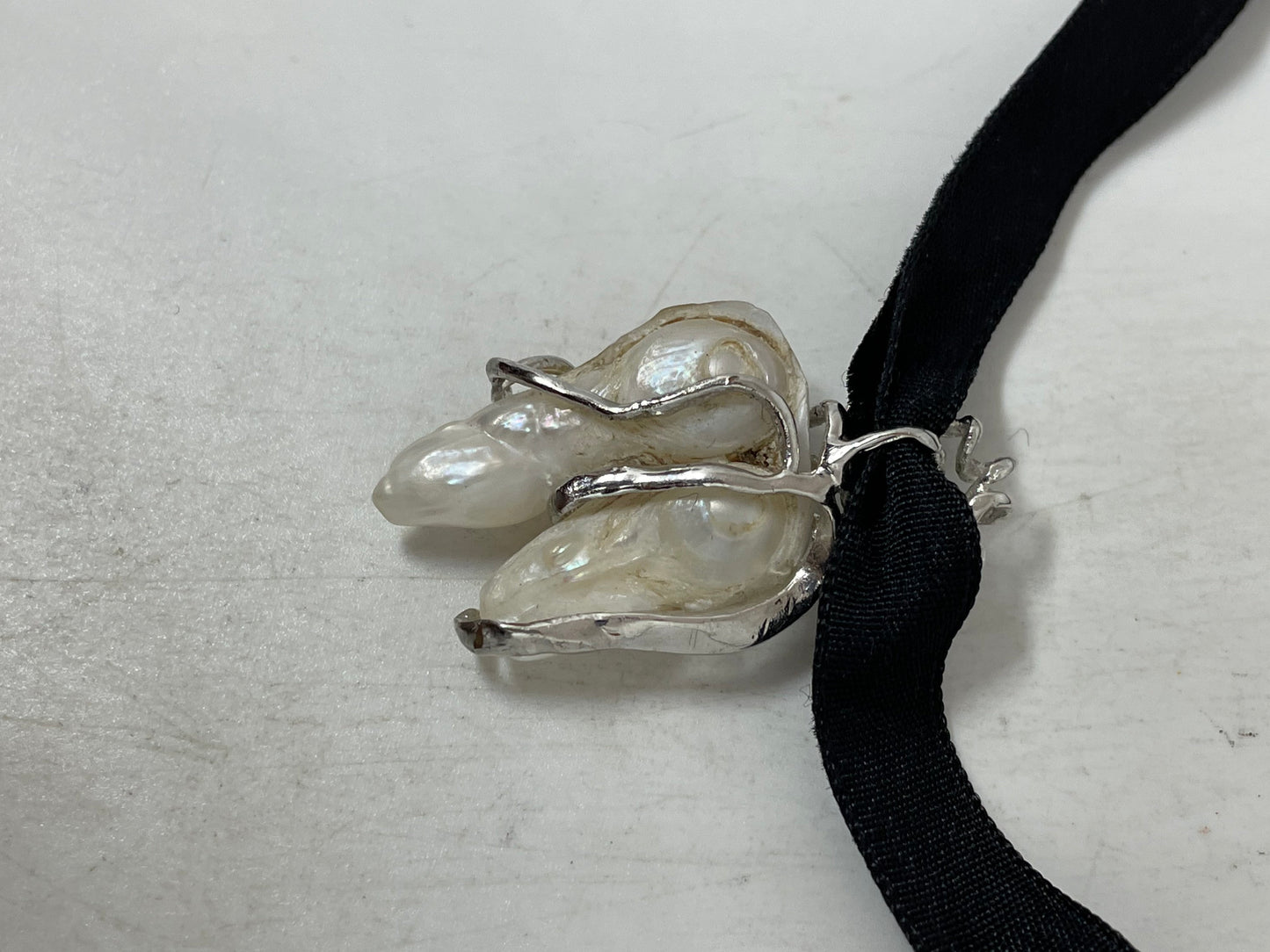 Vintage White Sapphire 925 Sterling Silver Mother of Pearl Dangle Pendant Necklace