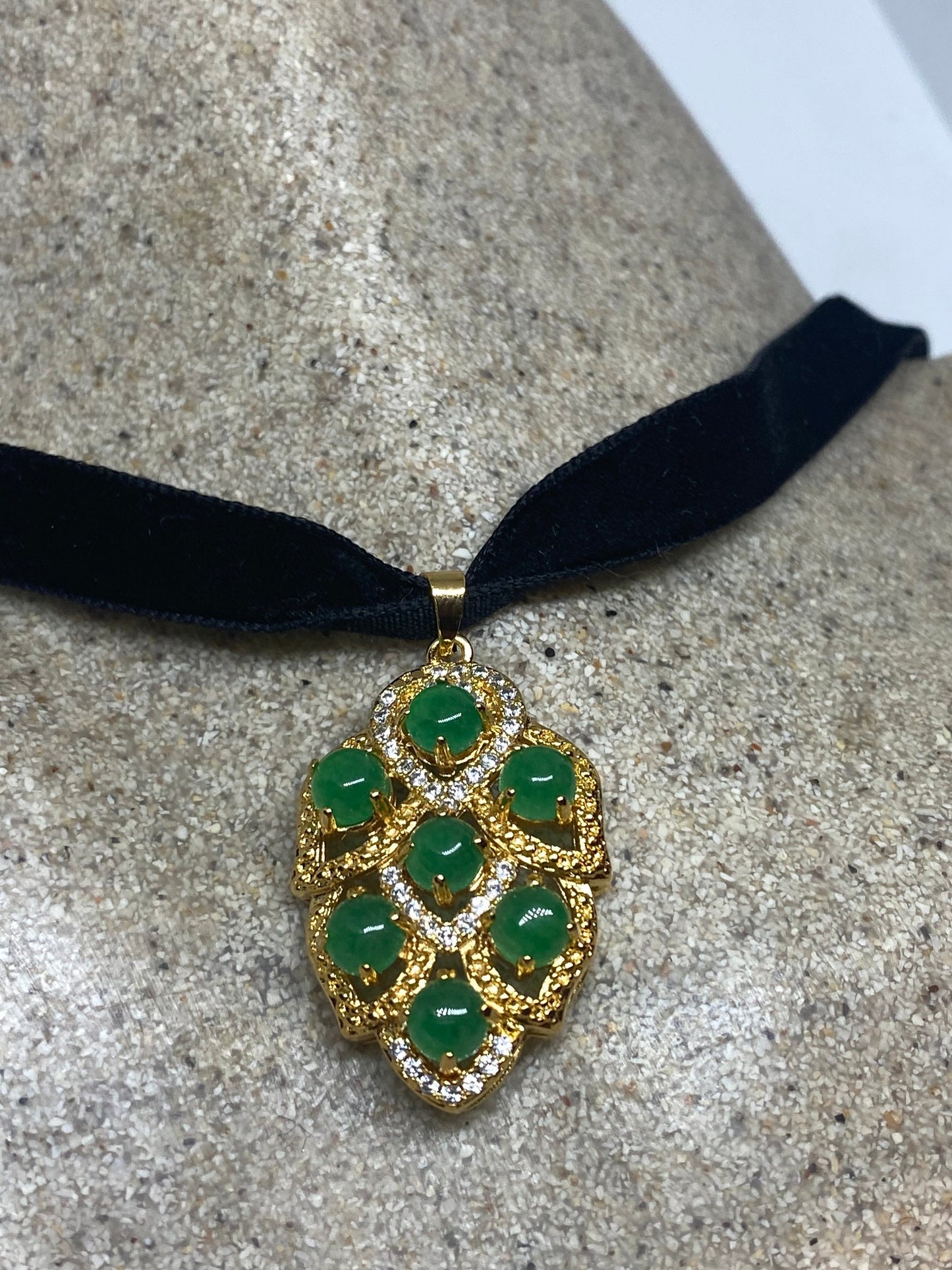 Vintage Green Jade Choker Golden Bronze Necklace Pendant