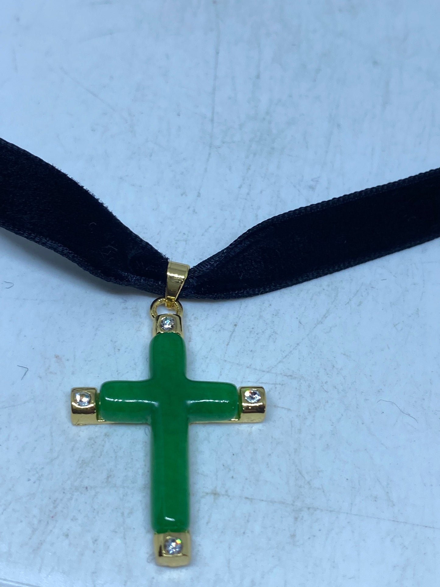 Vintage Green Jade Cross Choker Gold Finish Necklace Pendant