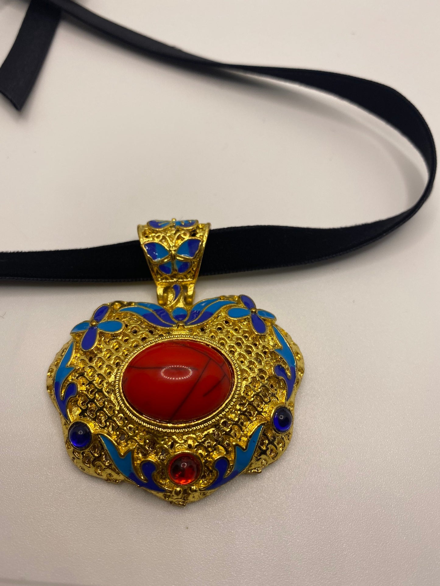 Vintage Cloisonné Choker Pendant Necklace Golden with Blue Enamel