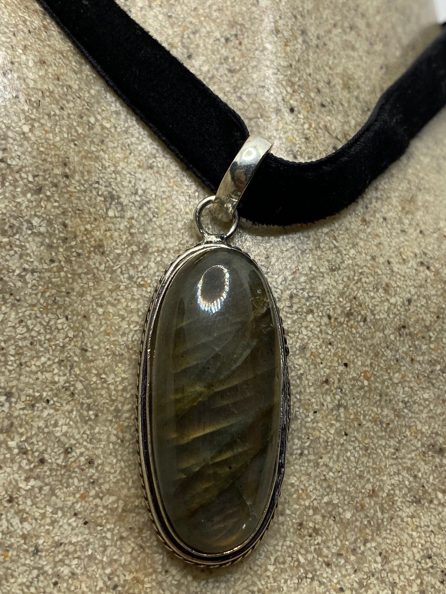 Vintage Genuine Blue Labradorite Choker Necklace.