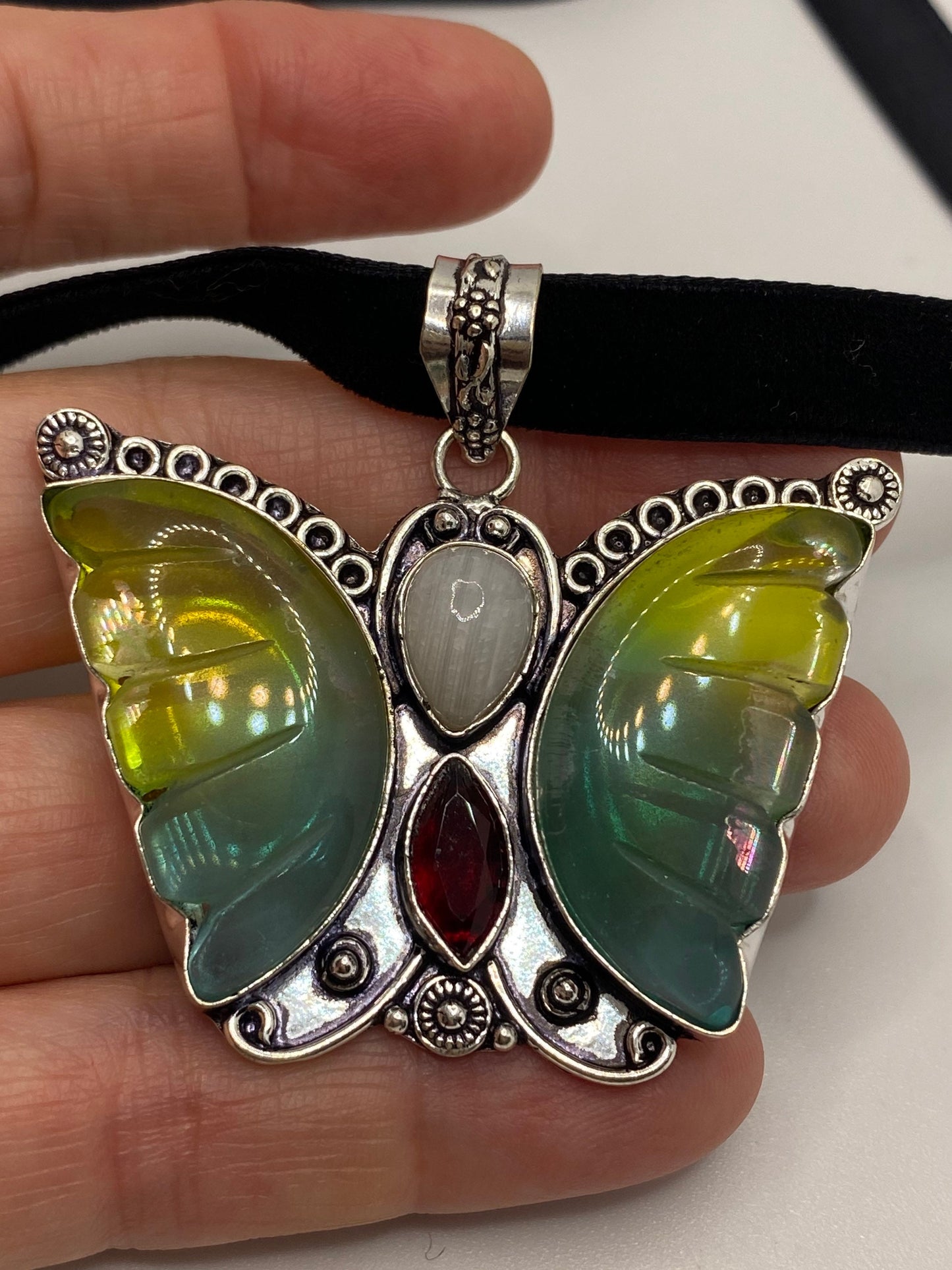 Vintage Green Chalcedony Butterfly Choker Necklace