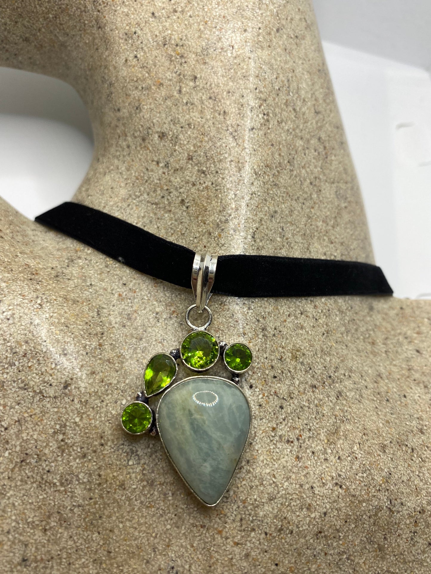 Handmade Vintage Green Aventurine Crystal Choker Pendant