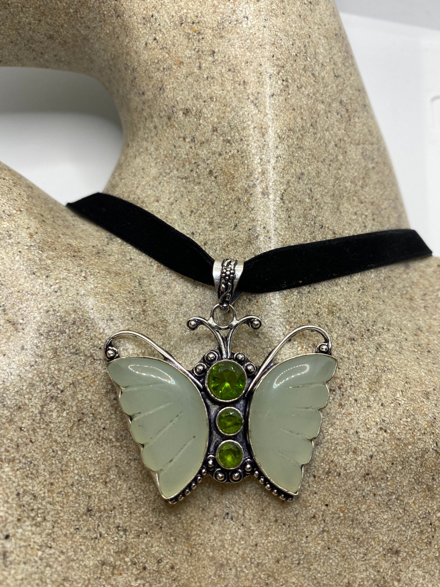 Vintage Green Chalcedony Butterfly Choker Necklace