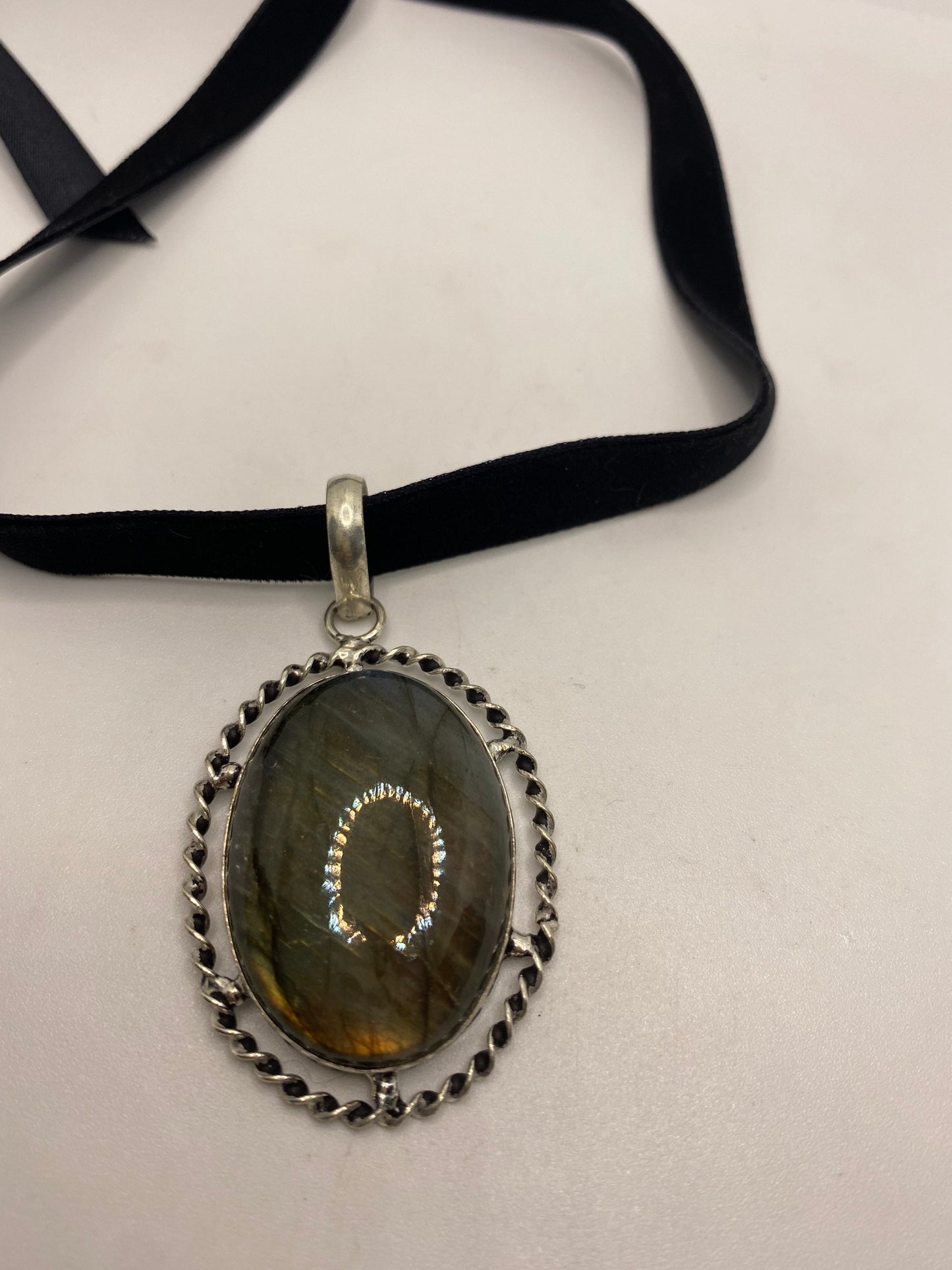Vintage Silver Genuine Rainbow Labradorite Choker Black Velvet Necklace.