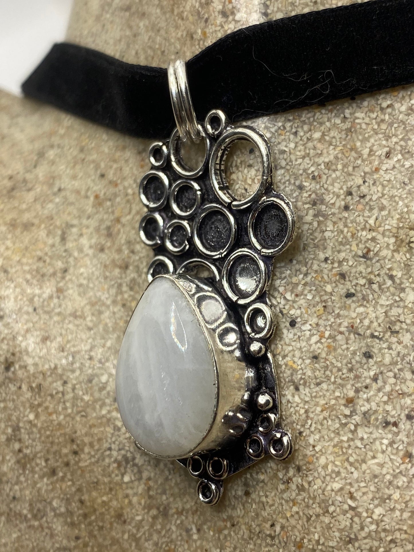 Vintage Rainbow Moonstone Choker Pendant Necklace
