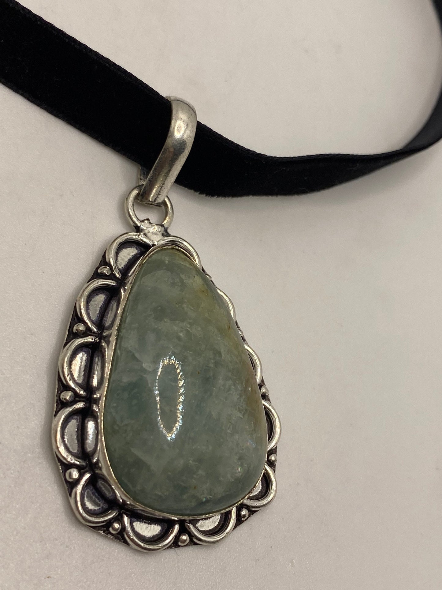 Vintage Green Aventurine Crystal Choker Pendant Necklace