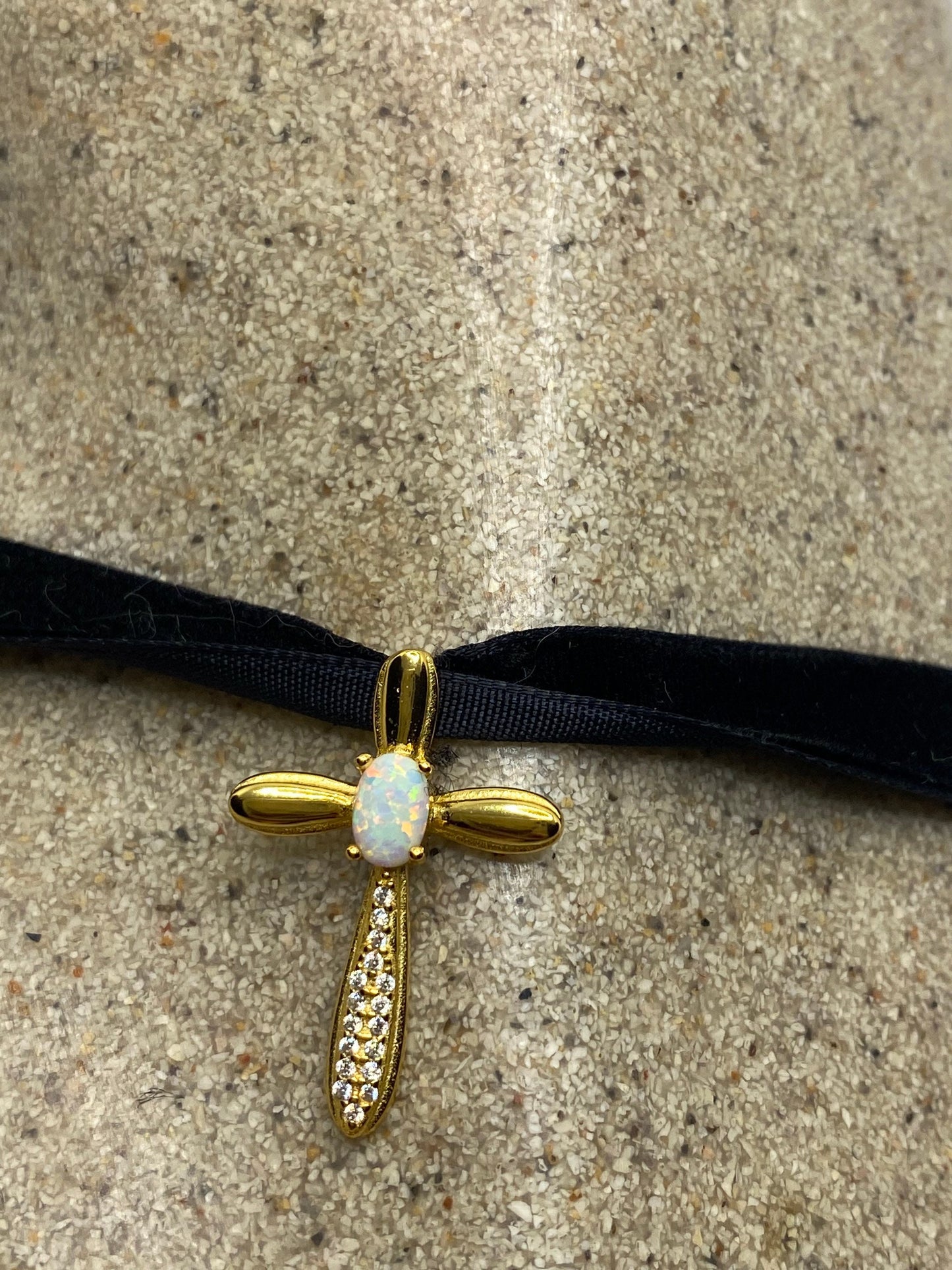 Vintage White Opal Cross Choker Golden 925 Sterling Silver Pendant Necklace