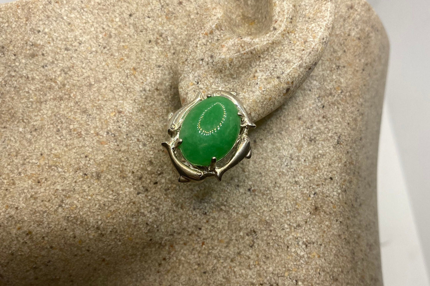 Vintage Fun Green Jade Dolphin 925 Sterling Silver Button Earrings