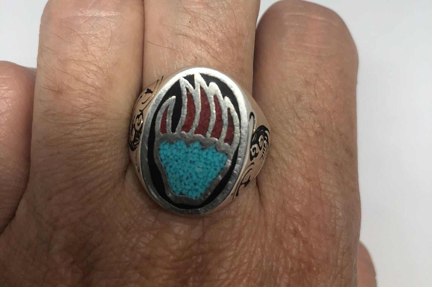 Vintage Native American Southwestern Style Turquoise Stone Inlay Mens Bear Paw Ring