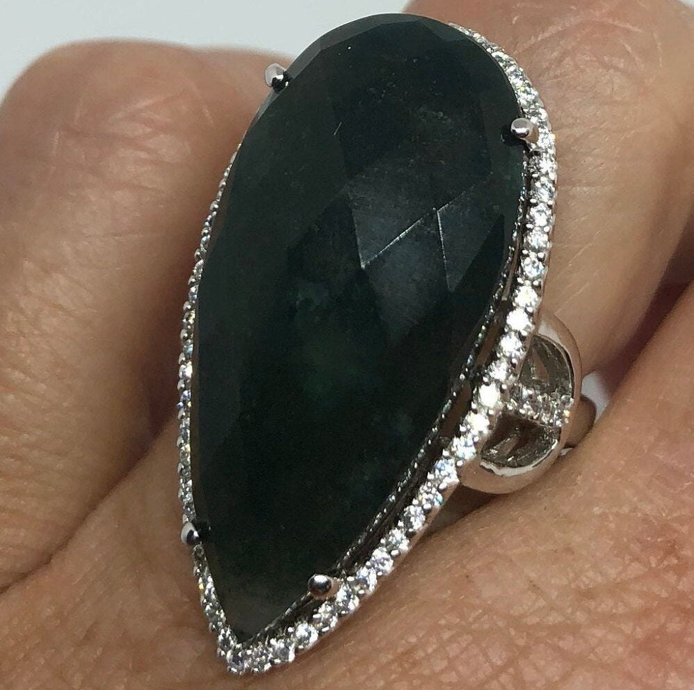 Vintage Handmade Genuine Green Jade Nephirite 925 Sterling Silver Gothic Ring