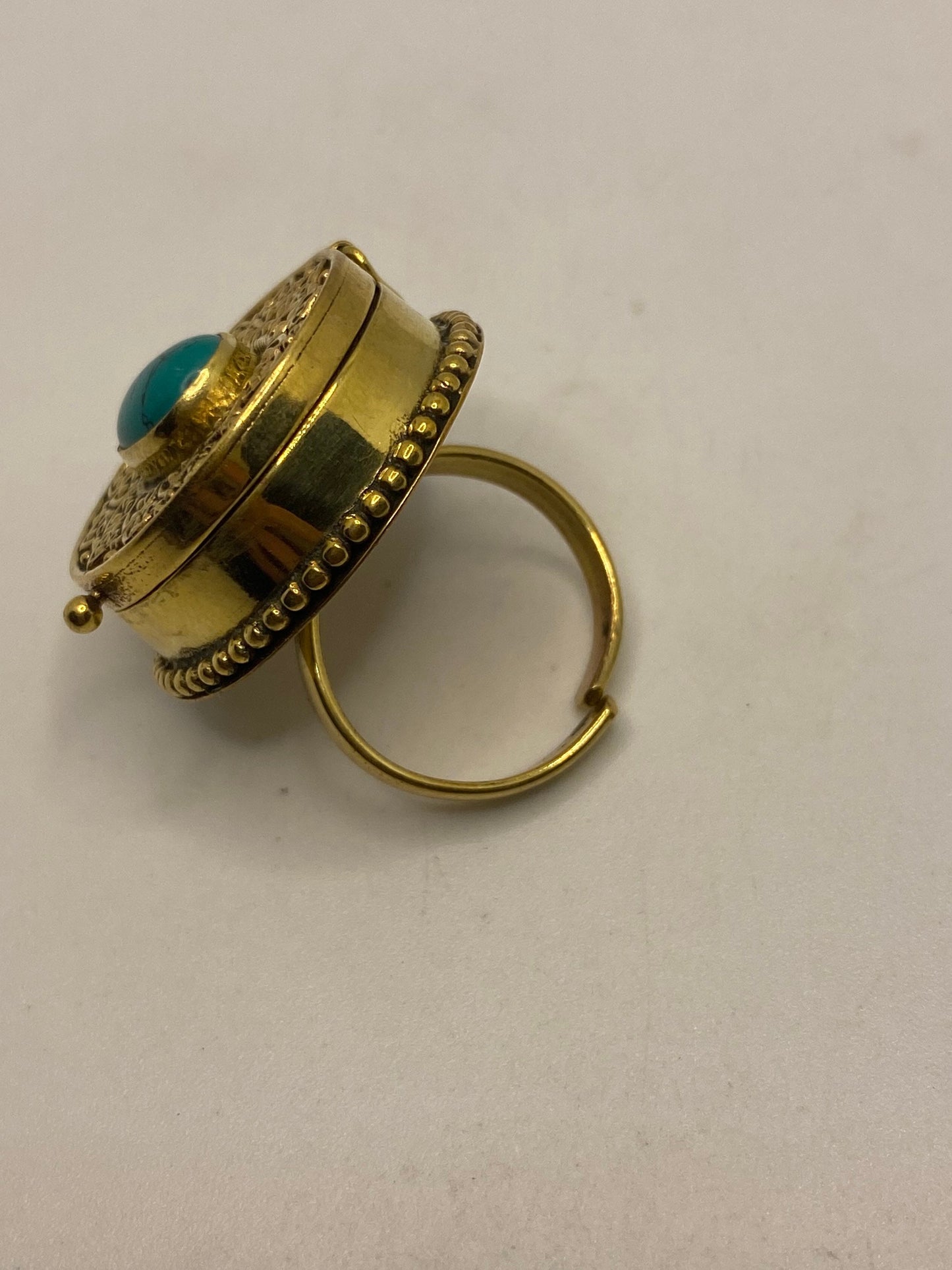 Large Stone Brass Knuckle poison pillbox Adjustable Ring
