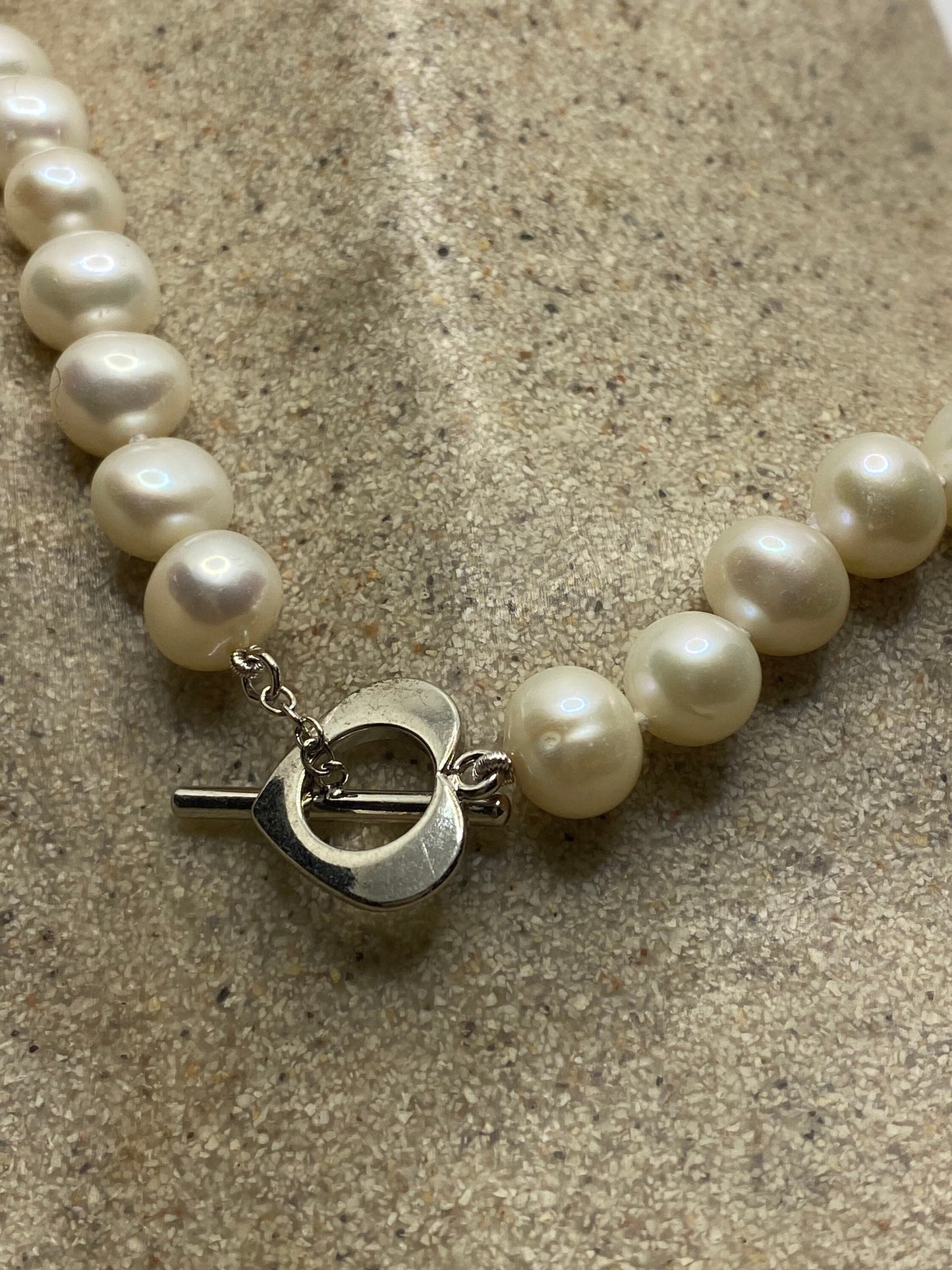 Vintage Hand Knotted White Pearl 18 in Heart Toggle Necklace