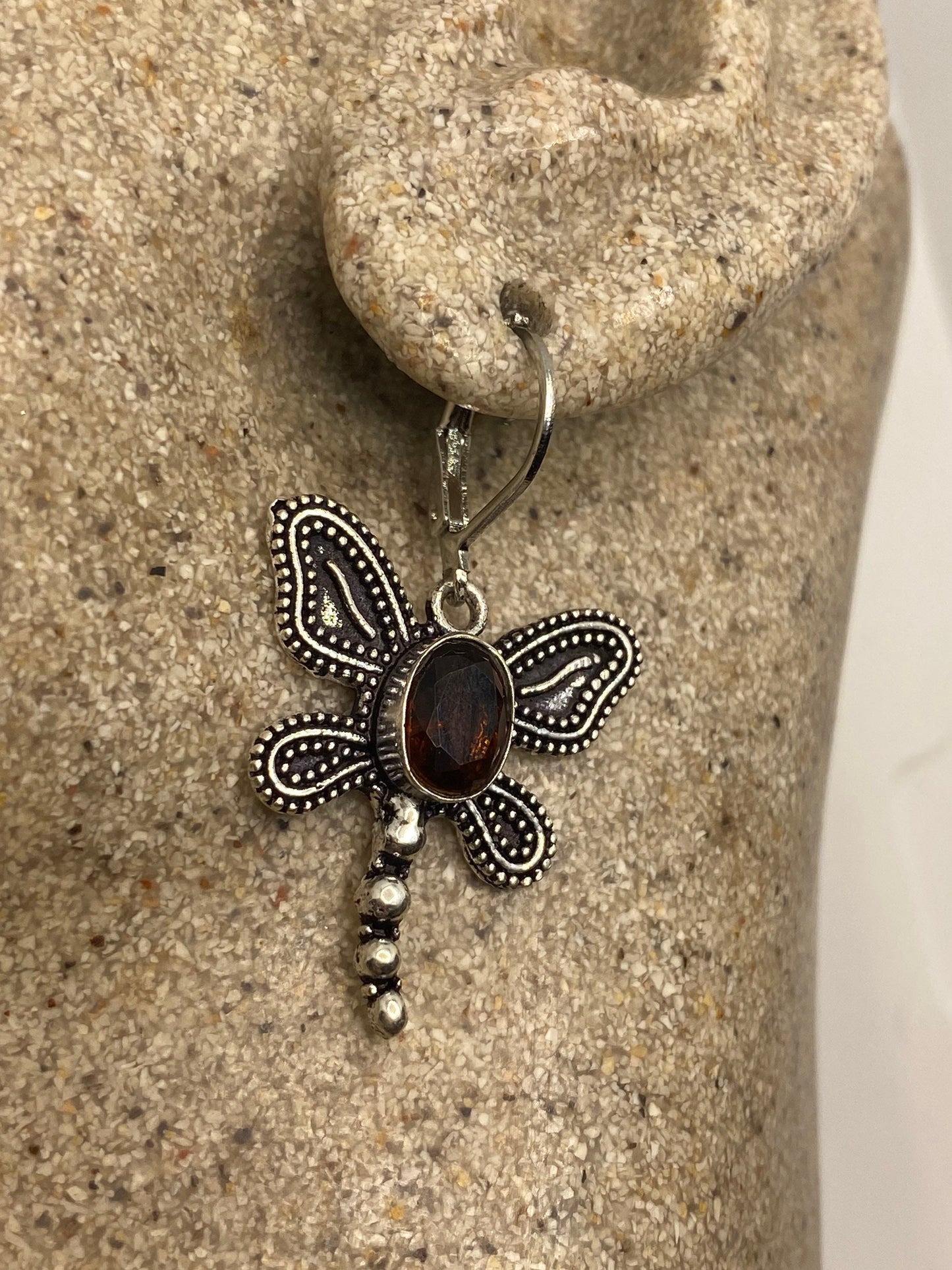 Vintage Red Garnet Earrings 925 Sterling Silver Leverback