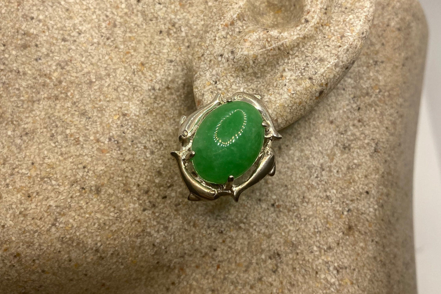 Vintage Fun Green Jade Dolphin 925 Sterling Silver Button Earrings