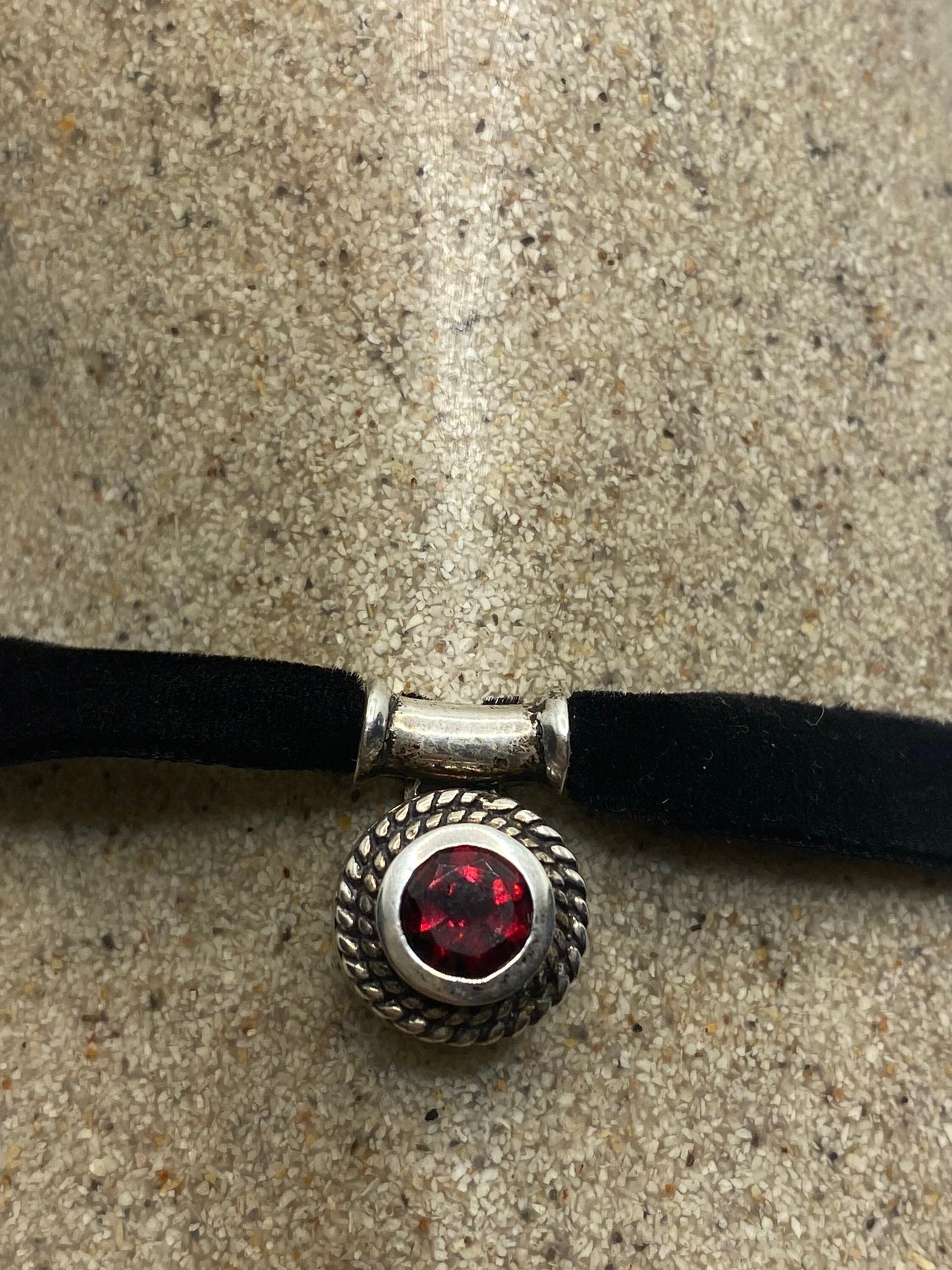 Vintage Handmade 925 Sterling Silver Genuine Garnet Antique Pendant Necklace