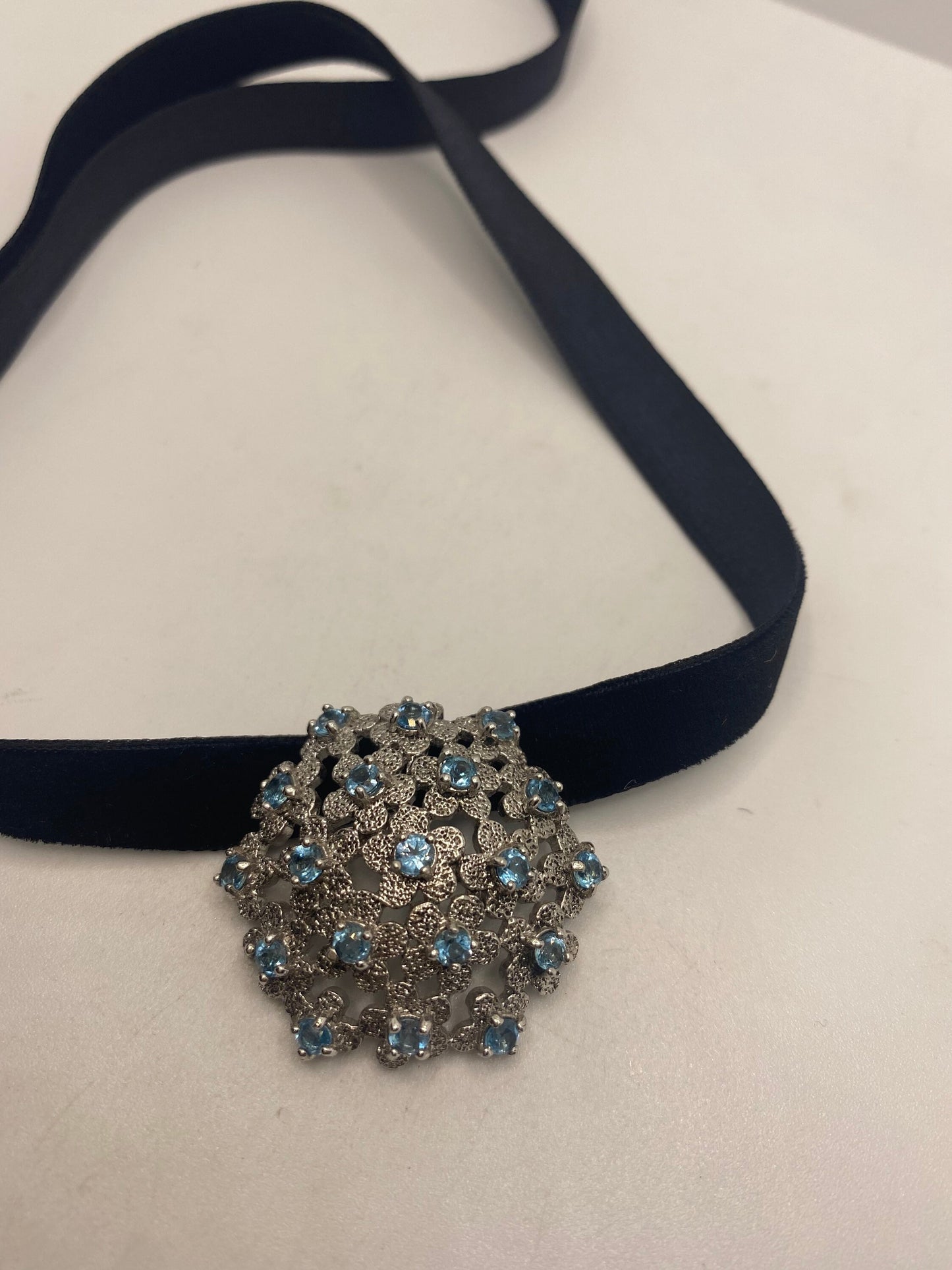 Vintage Blue Topaz 925 Sterling Silver Choker Necklace Pendant