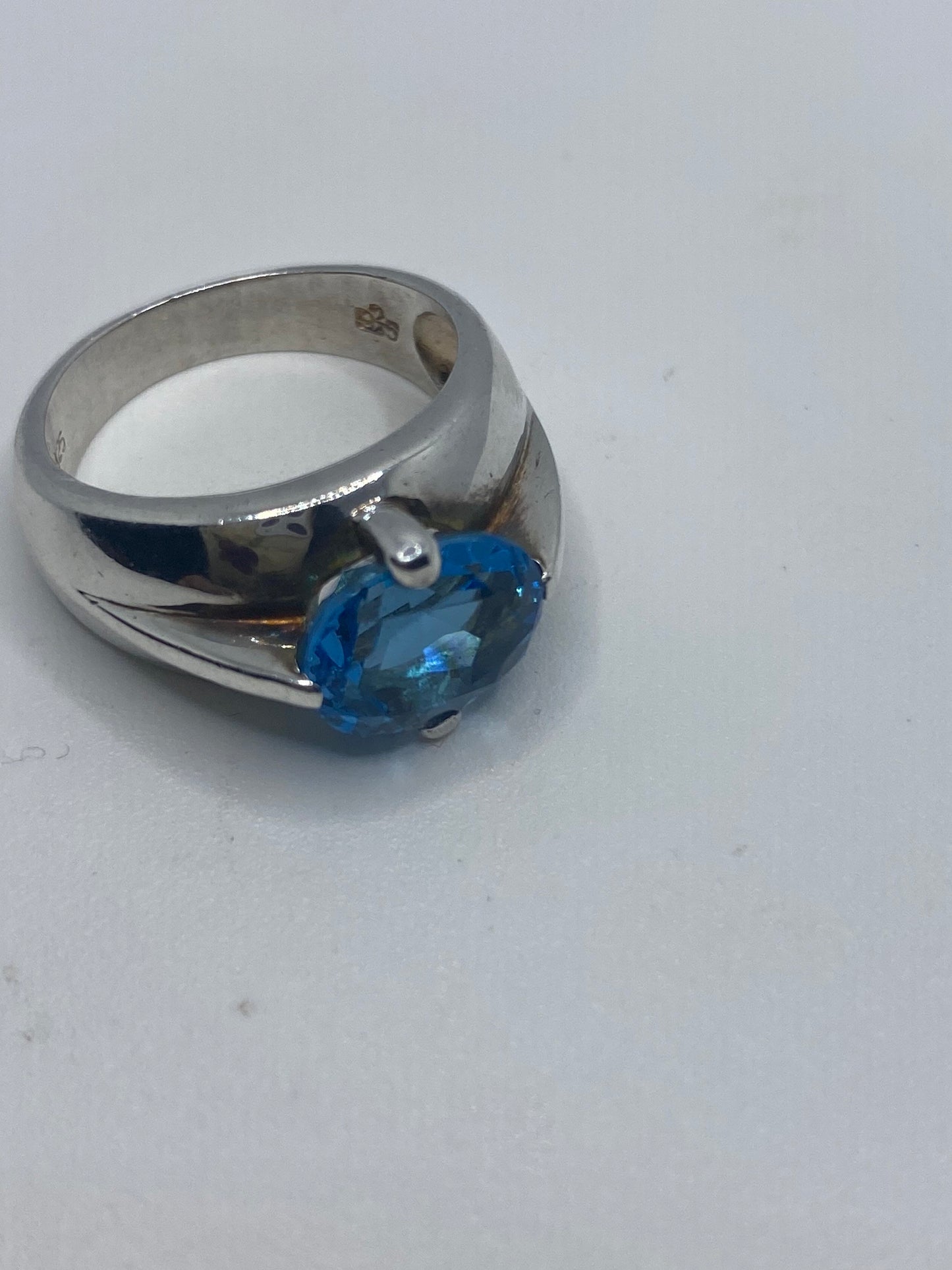 Vintage genuine blue topaz 925 sterling silver Ring