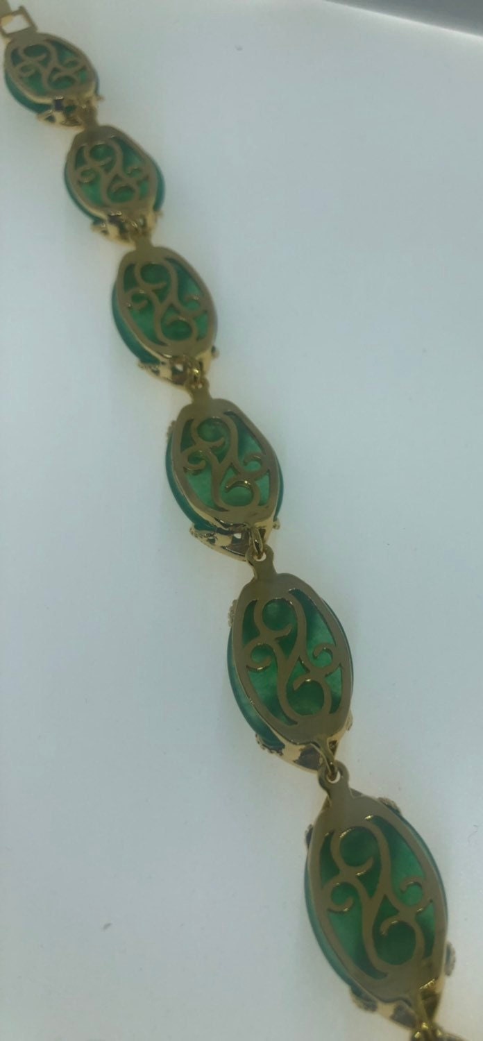 Green Jade Bracelet in Golden White Bronze Vintage