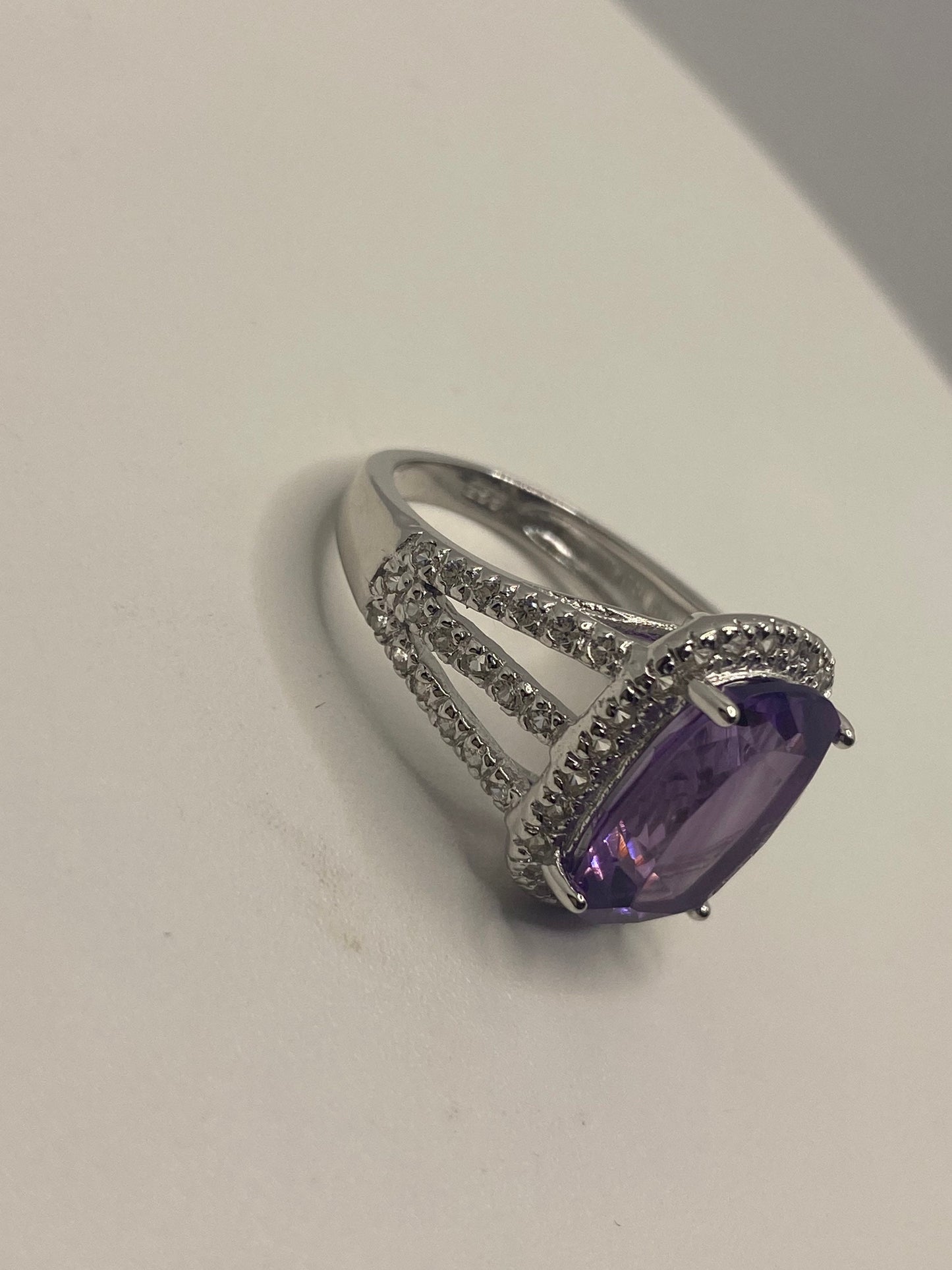 Vintage Purple Amethyst 925 Sterling Silver Cocktail Ring