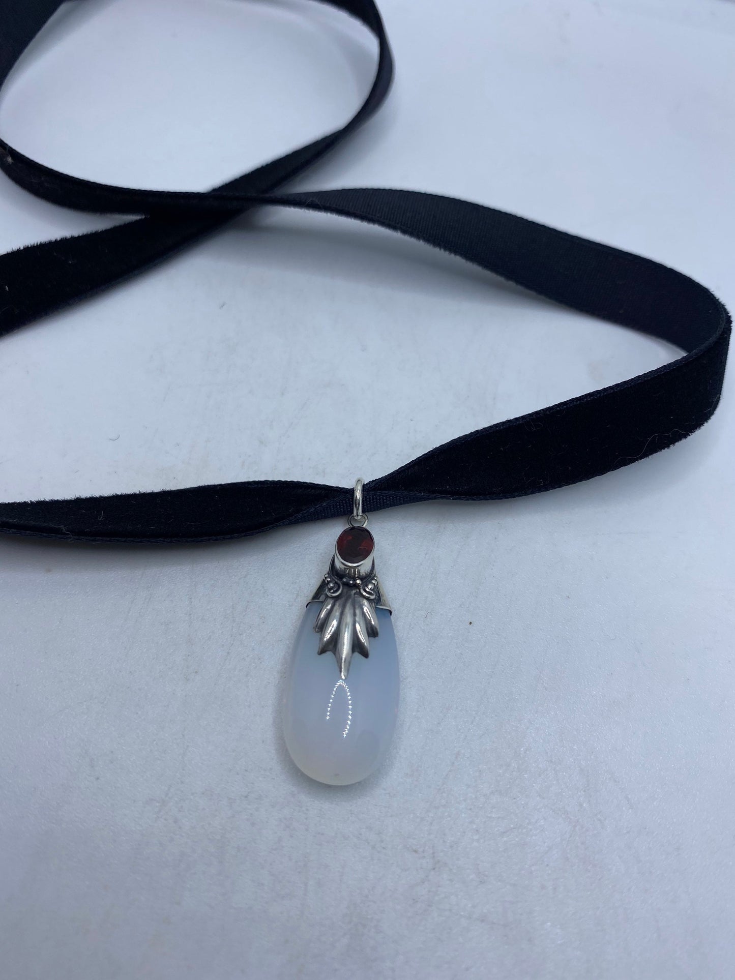 Vintage Opal milk glass 925 Sterling Silver Choker Necklace