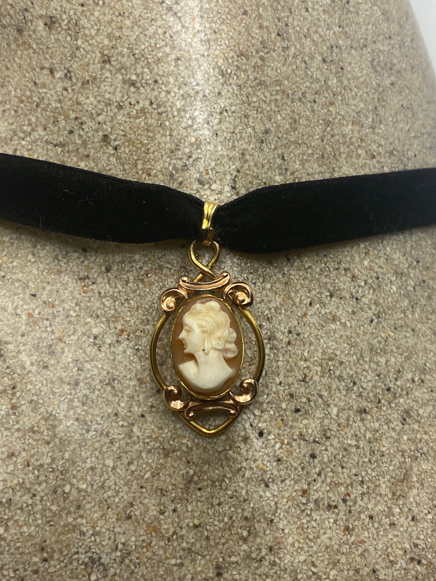 Vintage Shell Cameo Rose and Yellow Gold Filled Necklace Choker