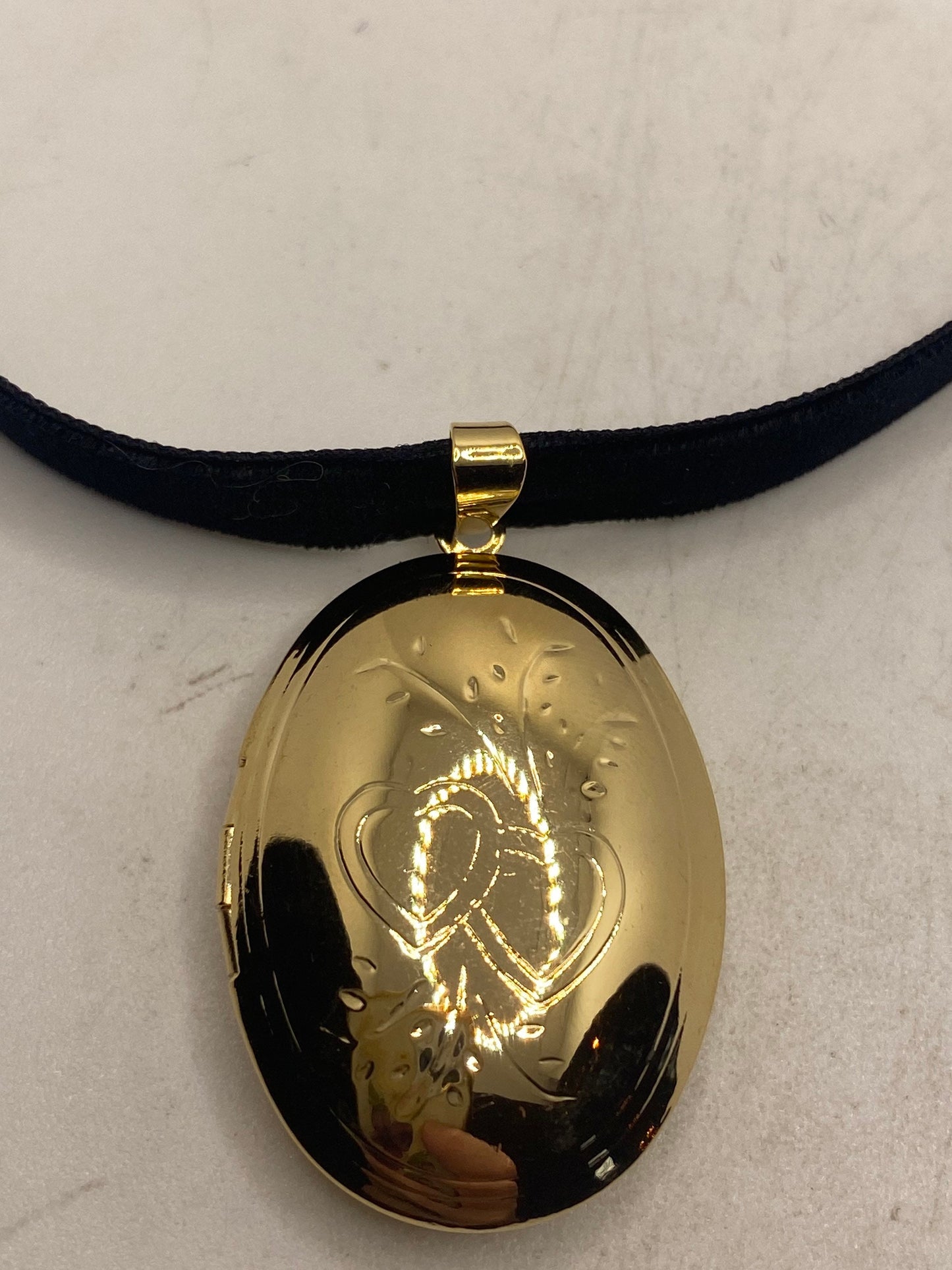 Vintage Heart Locket Choker Gold Filled Deco Etched Necklace