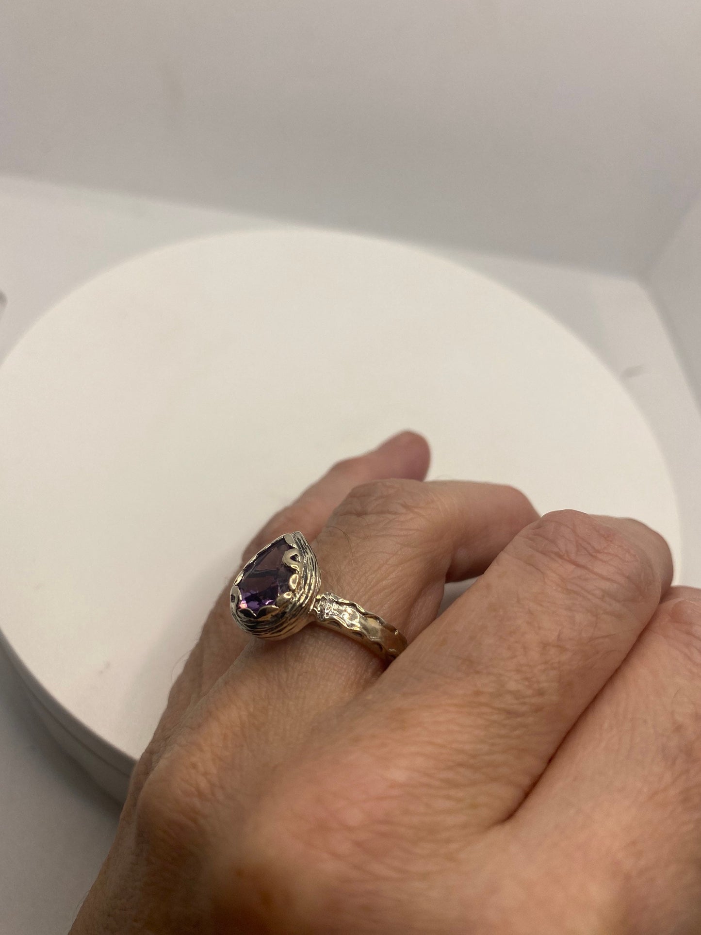 Vintage Purple Amethyst Ring in 925 Sterling Silver