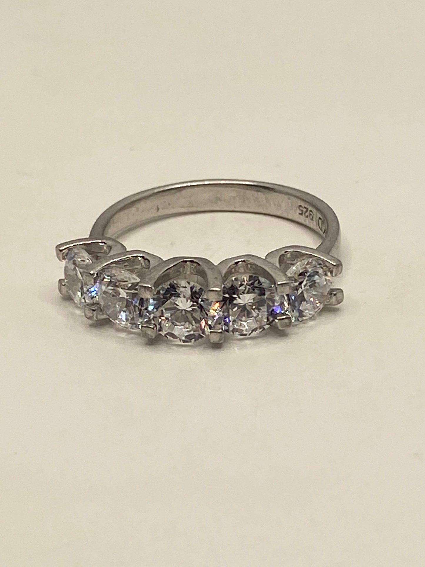 Vintage Cubic Zirconia Crystal Sterling Silver Ring Size 8