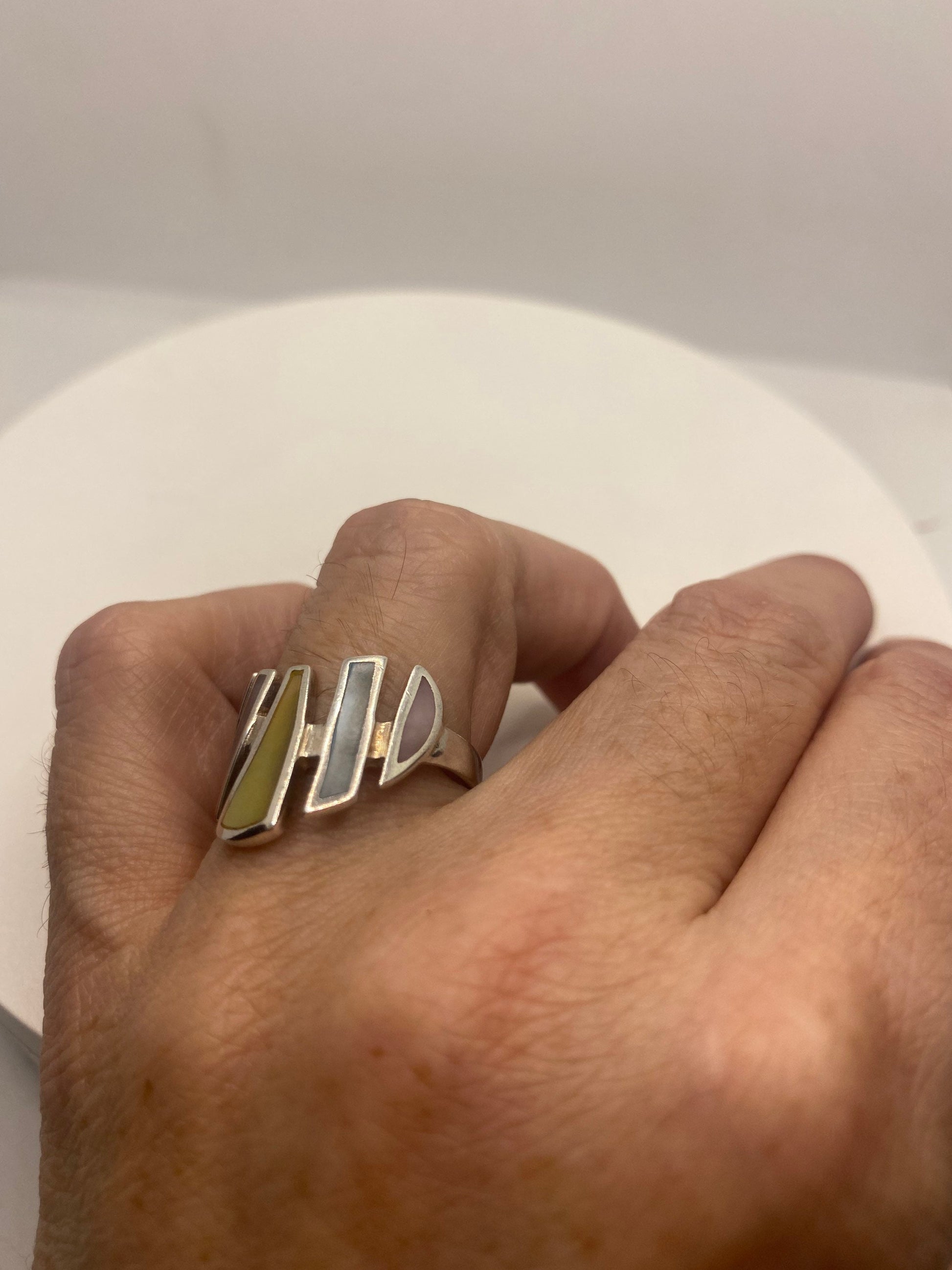 Vintage Mother of Pearl Wing 925 Sterling Silver Ring